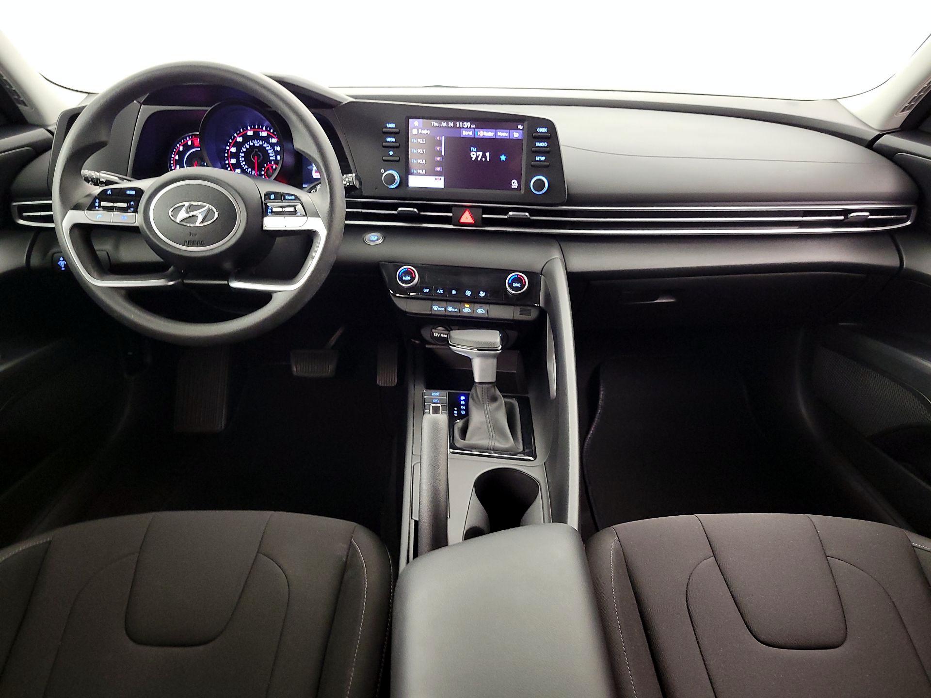 Thumbnail: 2023 Hyundai Elantra - 9
