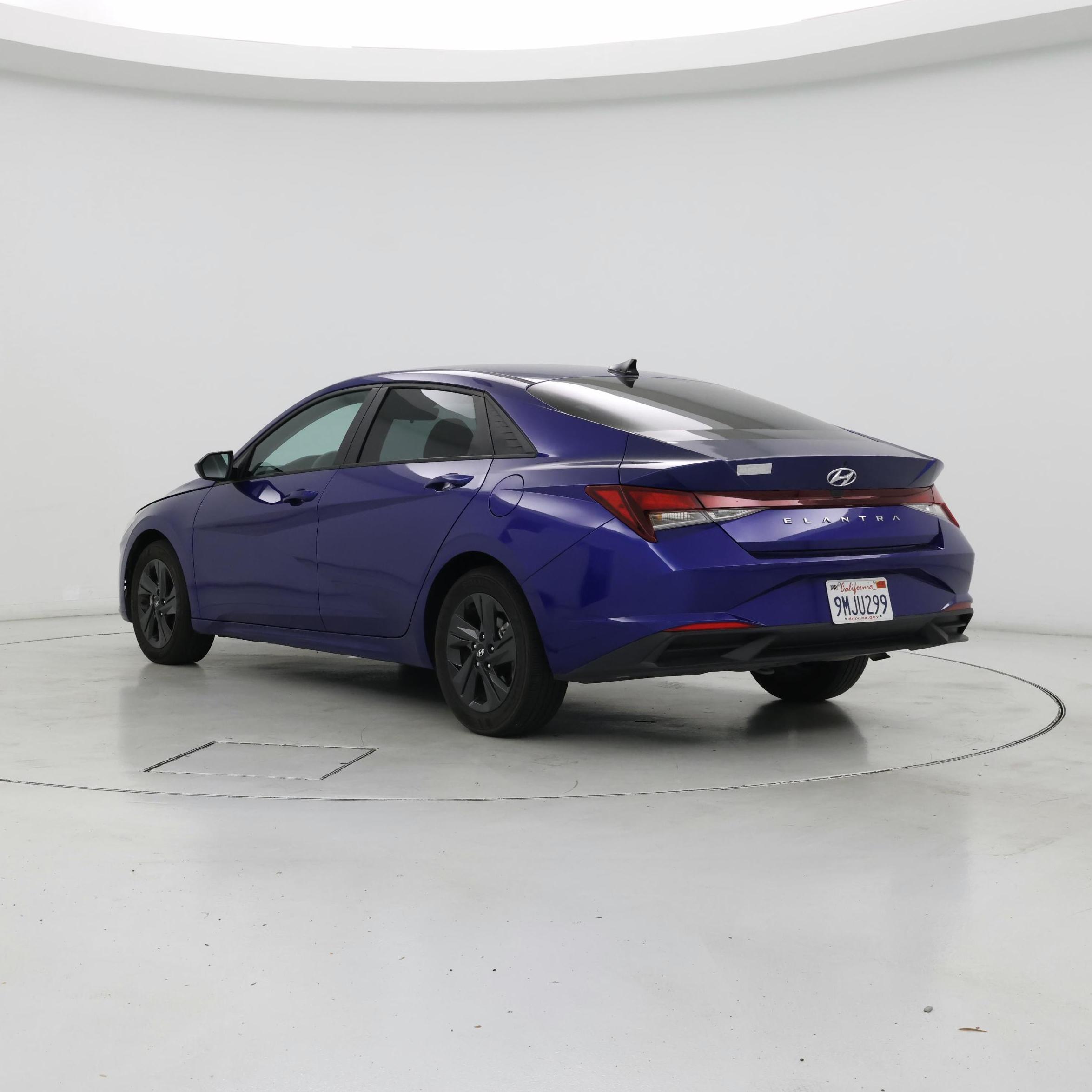 Thumbnail: 2023 Hyundai Elantra - 2