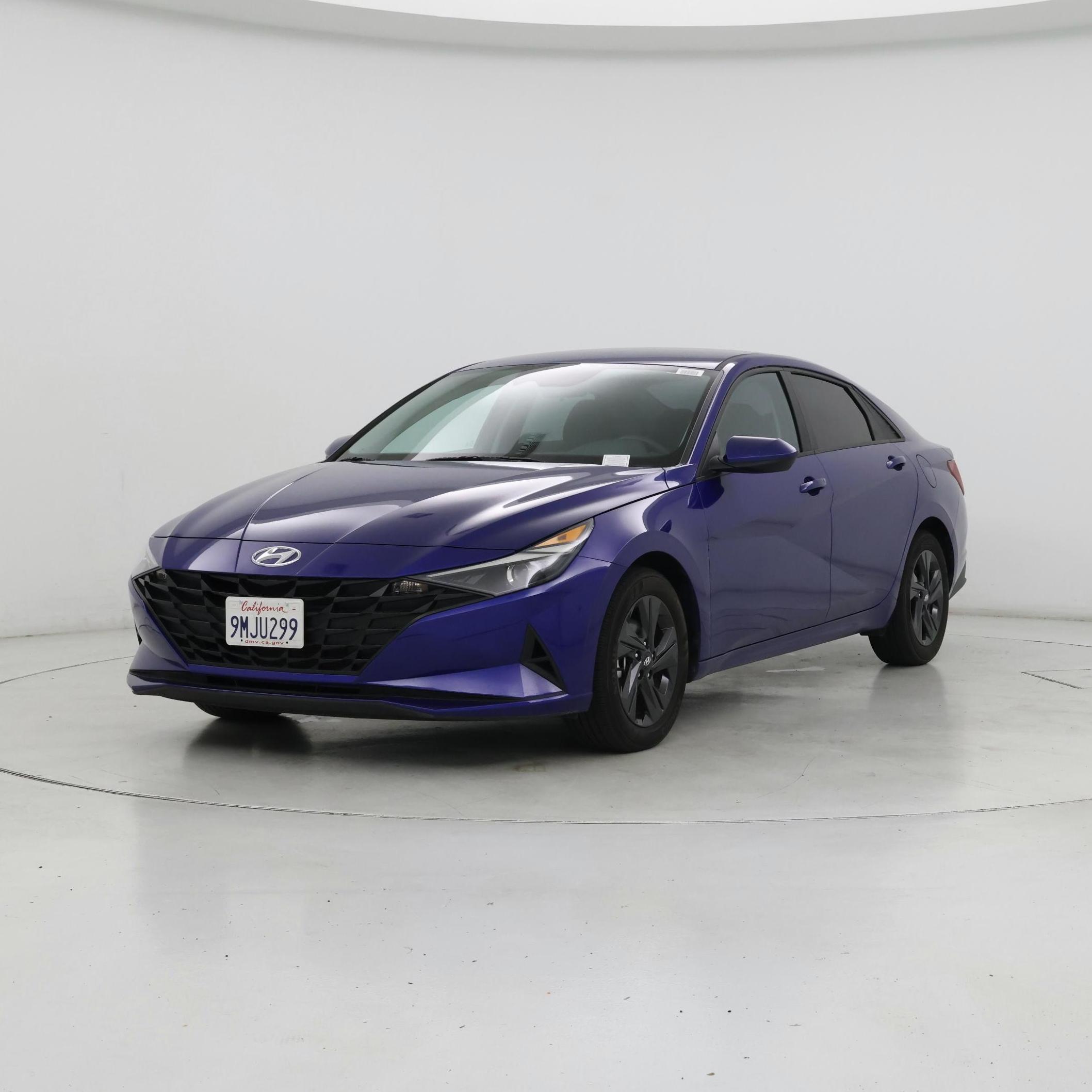 Thumbnail: 2023 Hyundai Elantra - 4