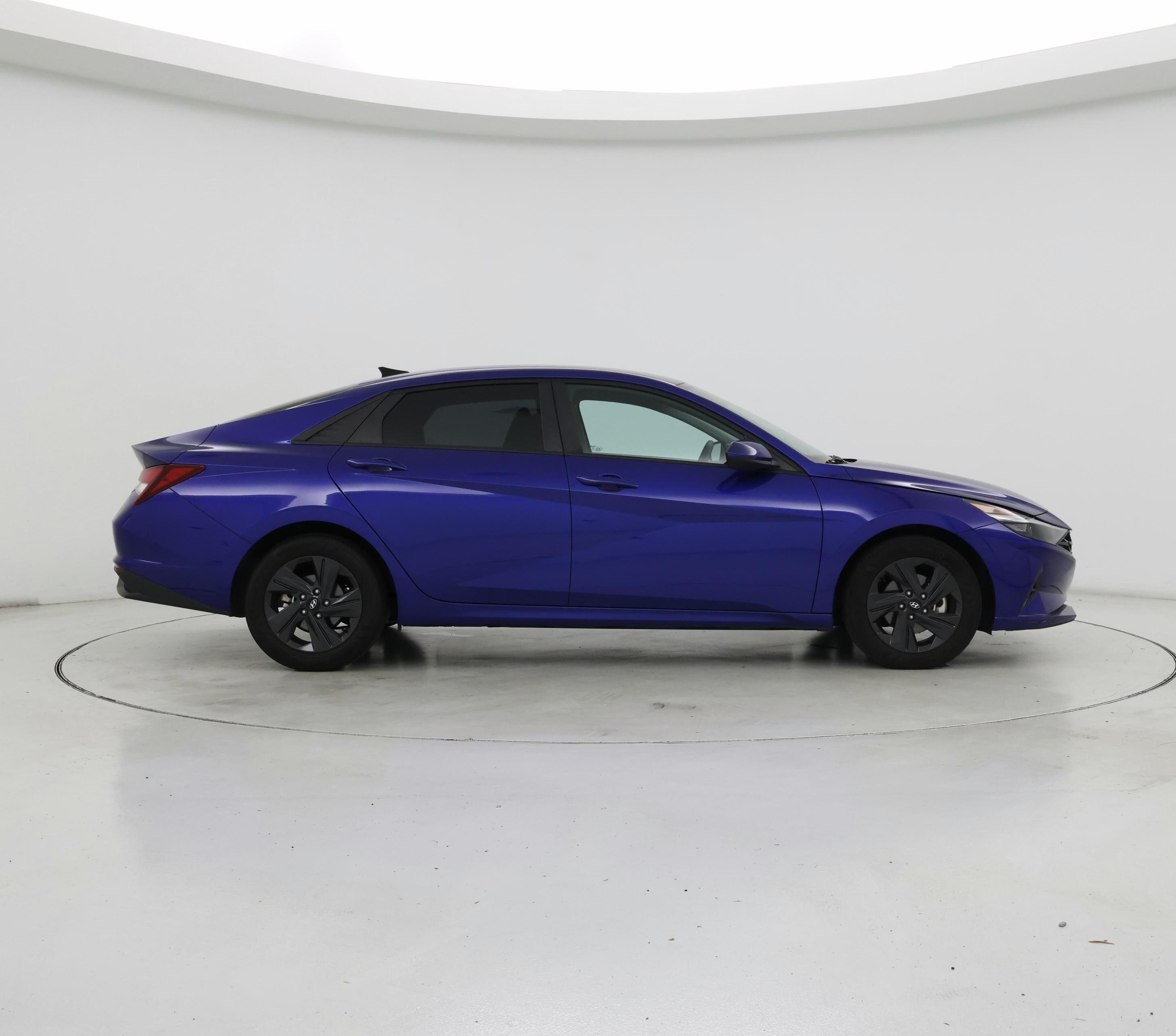 Thumbnail: 2023 Hyundai Elantra - 7