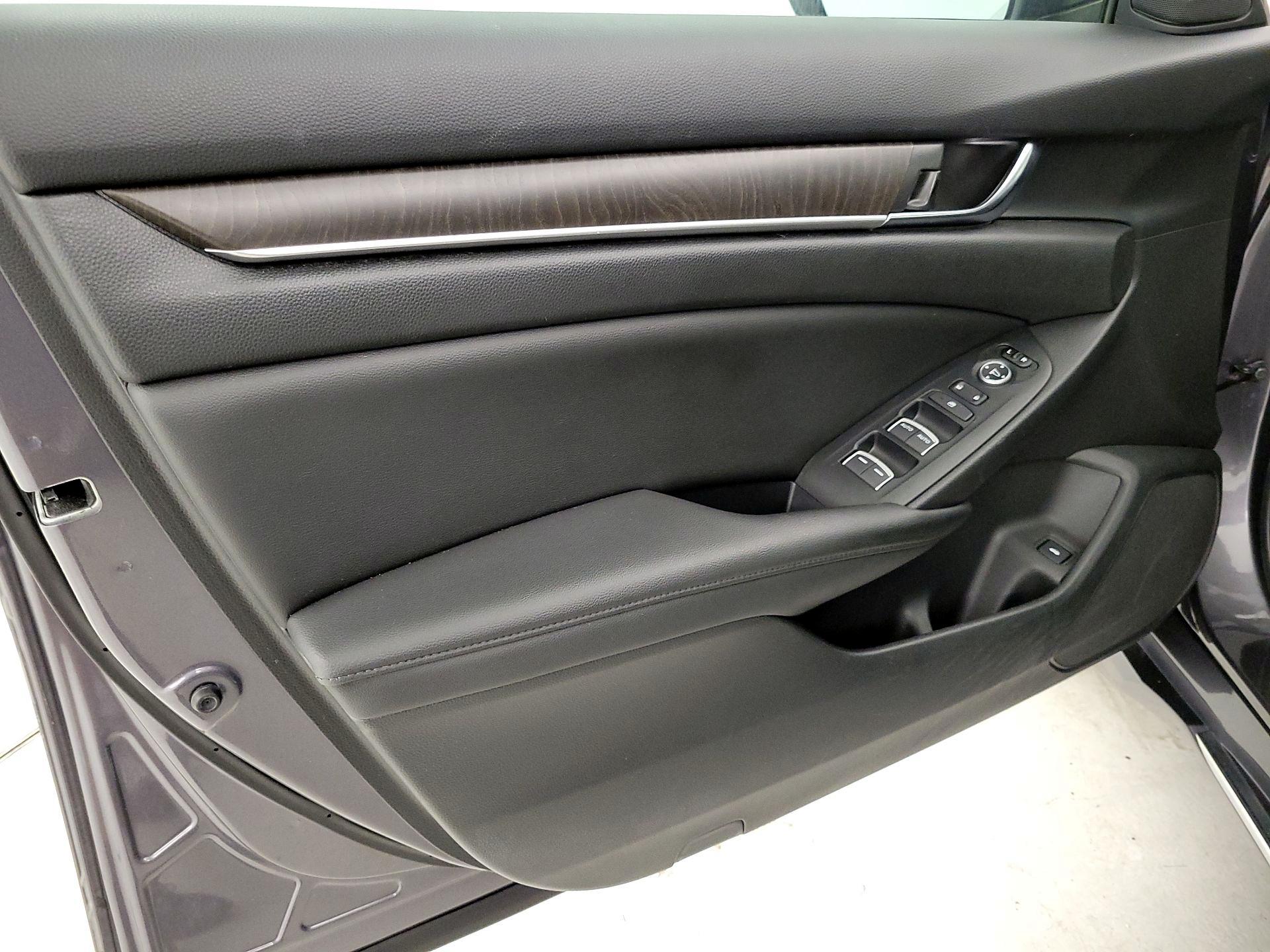 Thumbnail: 2019 Honda Accord - 12