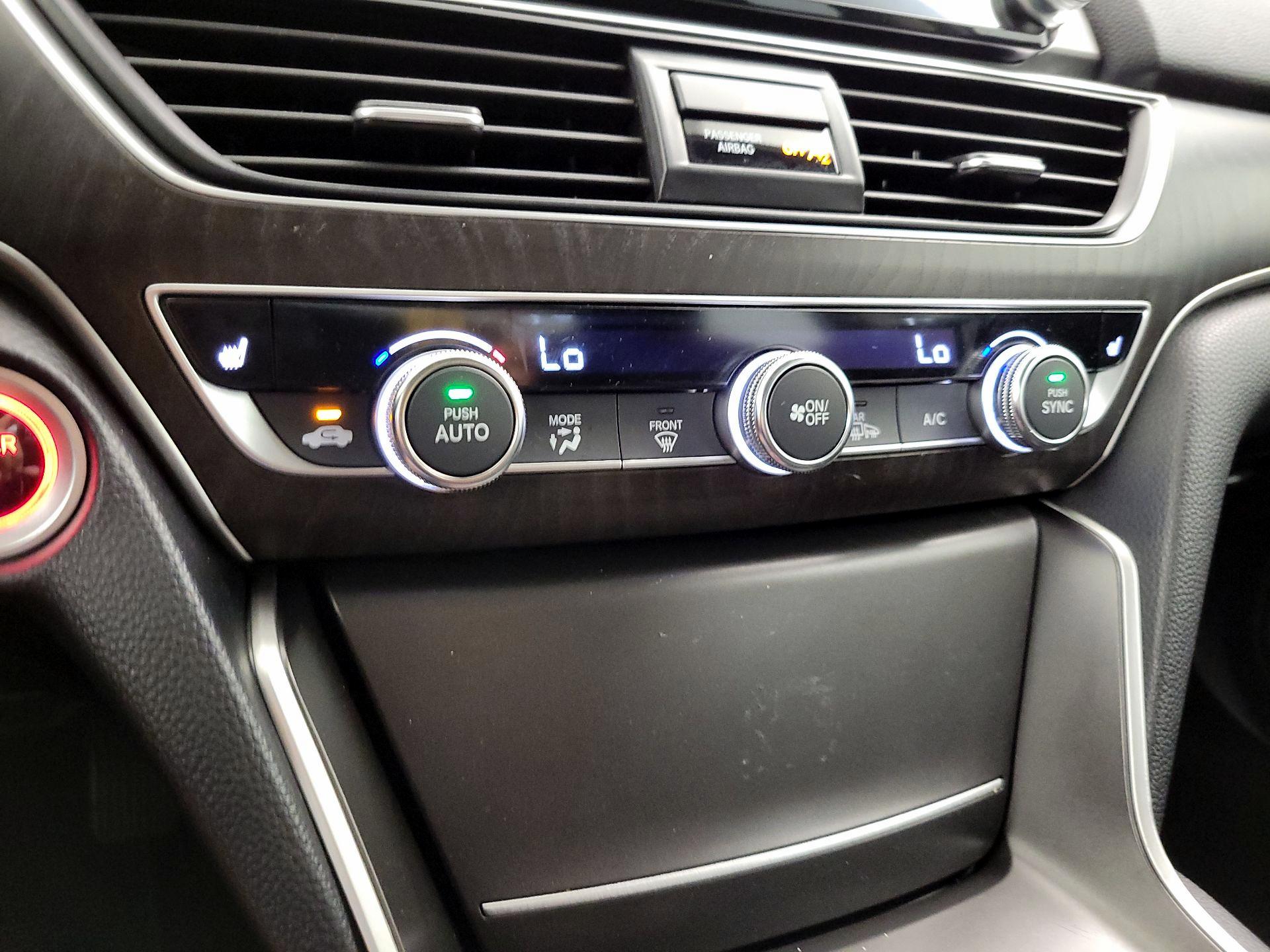 Thumbnail: 2019 Honda Accord - 16