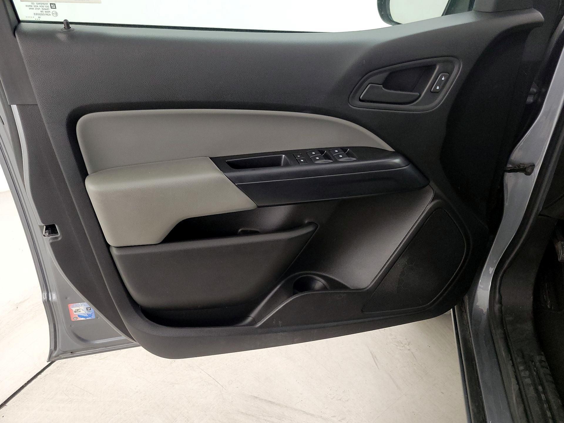 Thumbnail: 2019 Chevrolet Colorado - 12