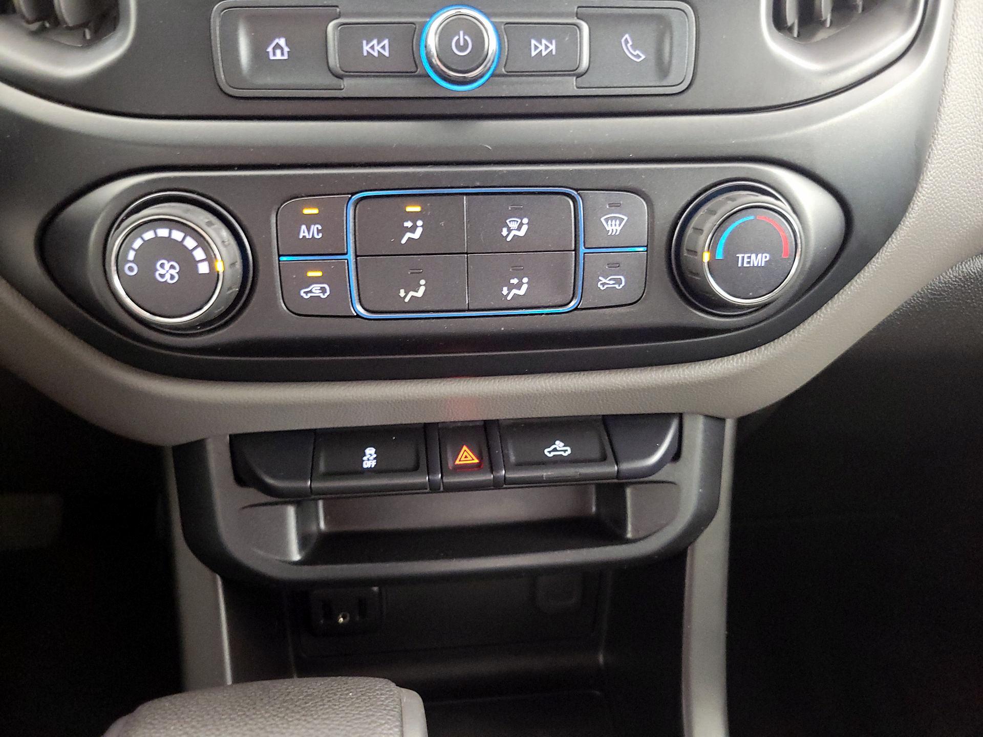 Thumbnail: 2019 Chevrolet Colorado - 16