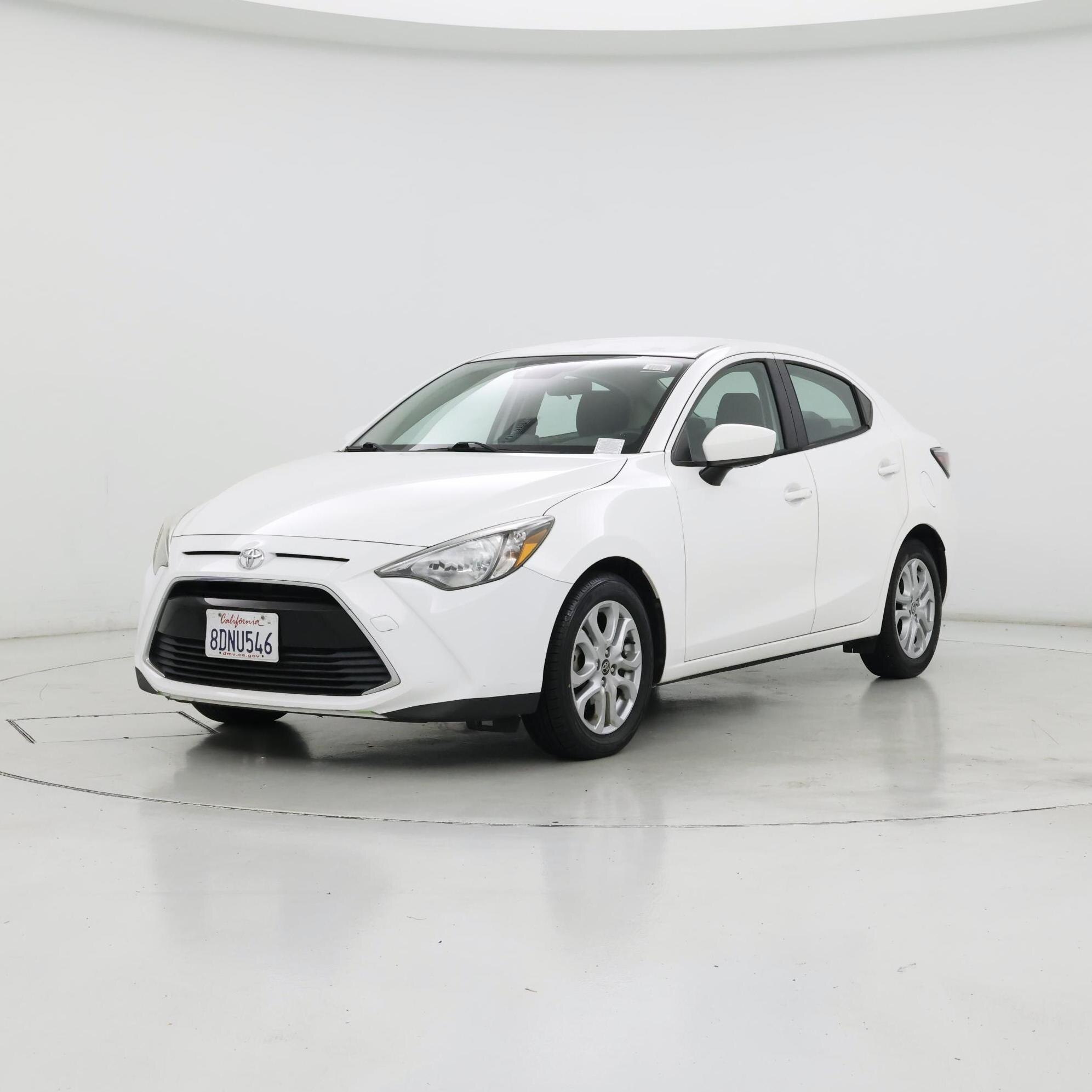 Thumbnail: 2018 Toyota Yaris iA - 4