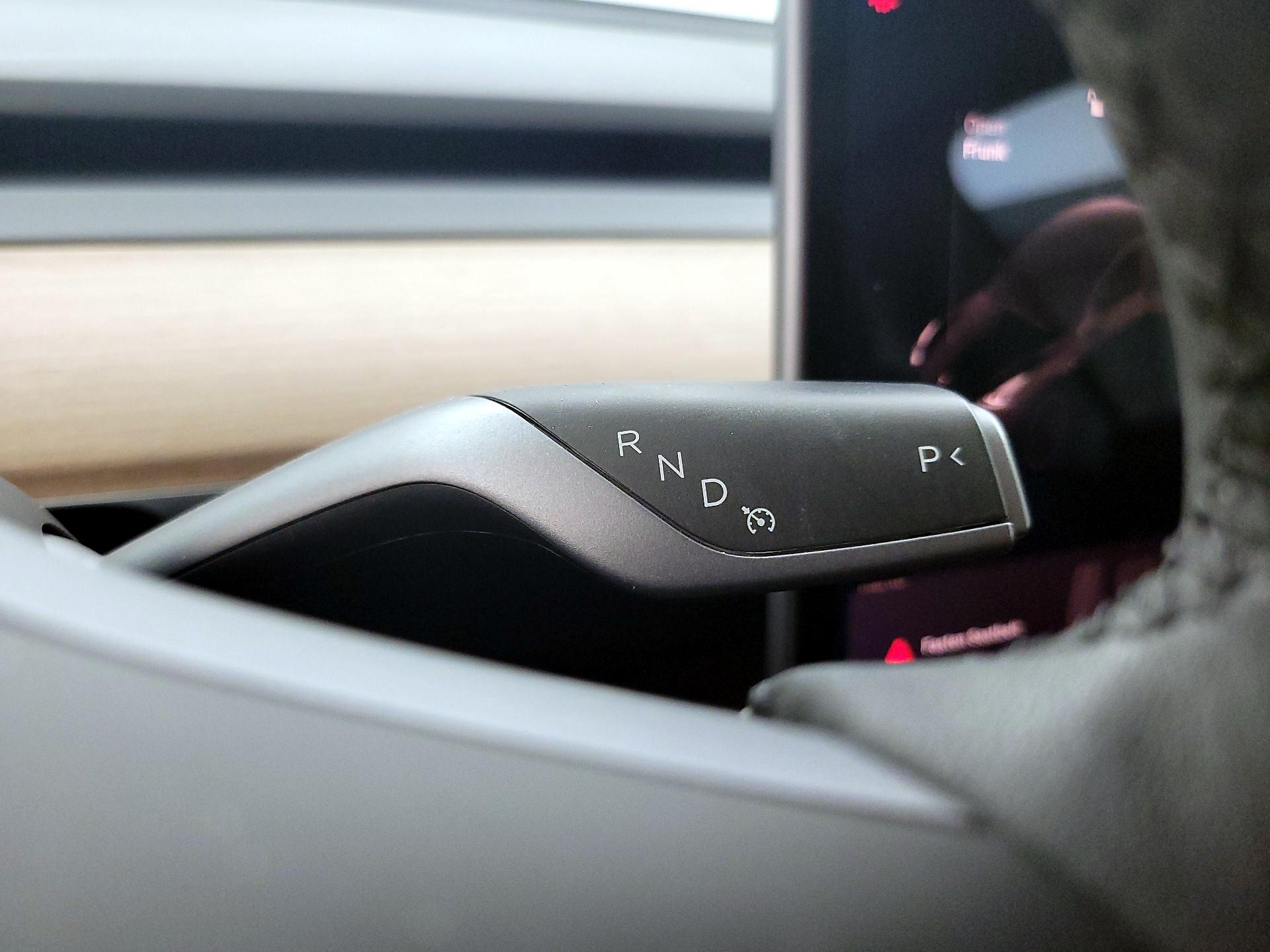 Thumbnail: 2022 Tesla Model Y - 17
