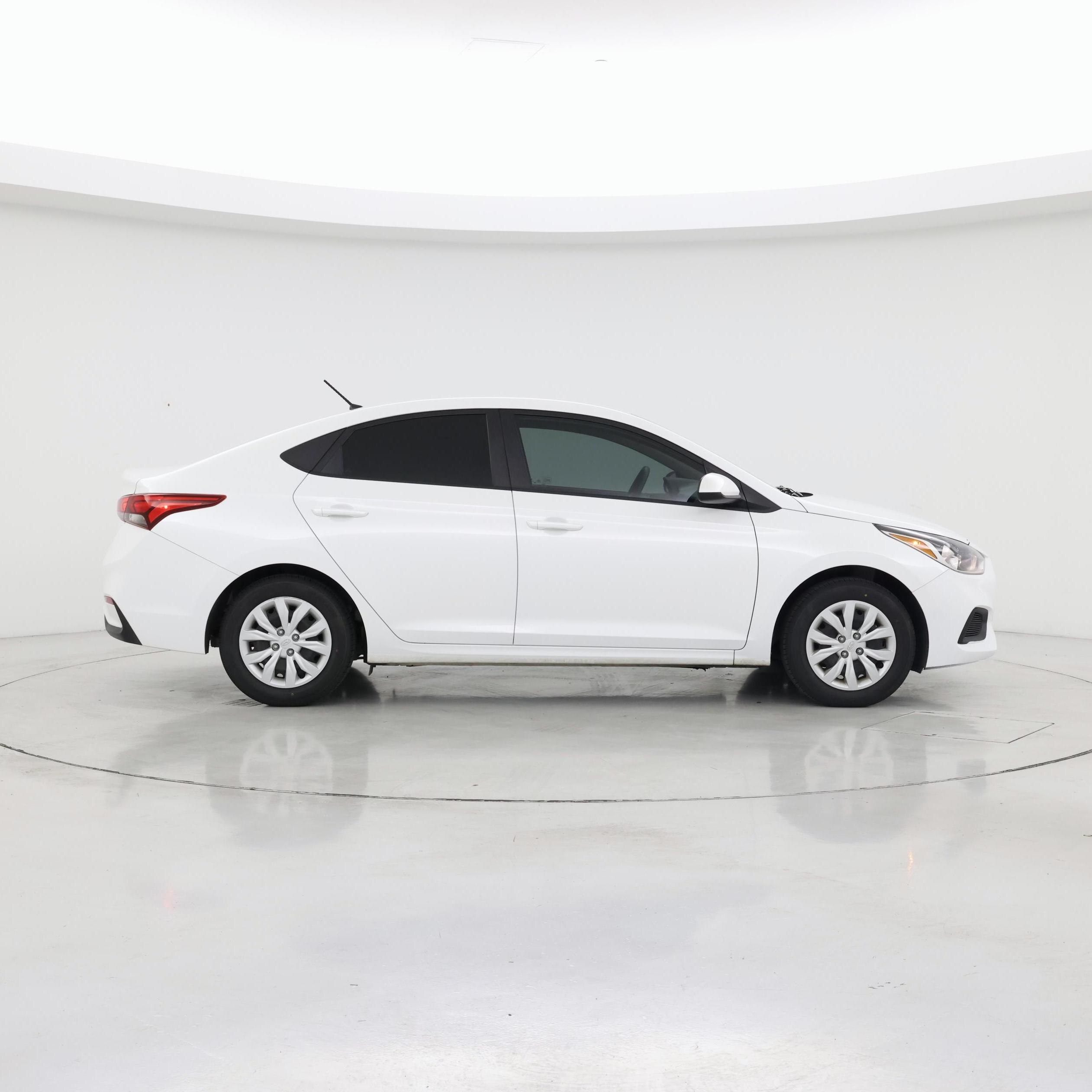 Thumbnail: 2022 Hyundai Accent - 7