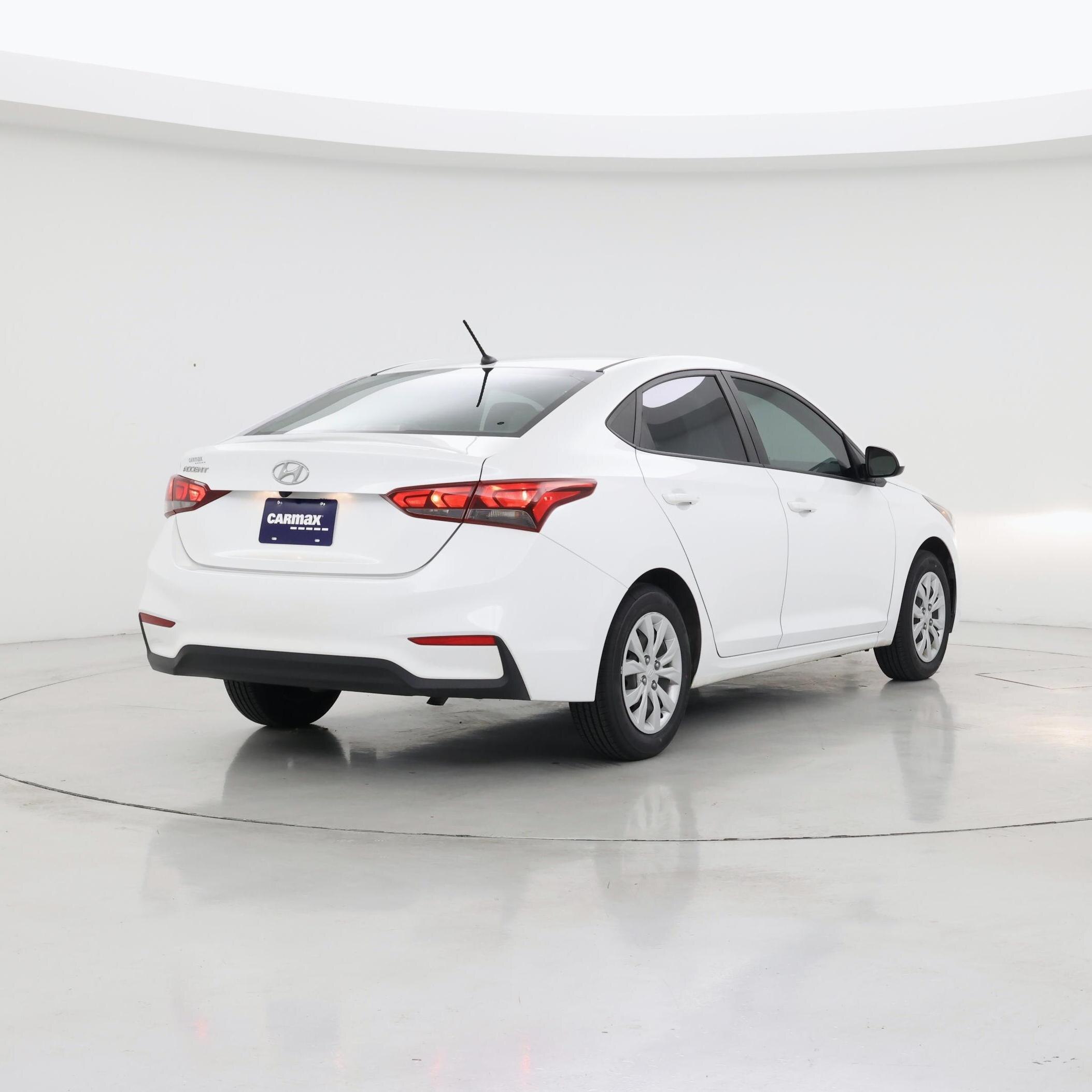 Thumbnail: 2022 Hyundai Accent - 8