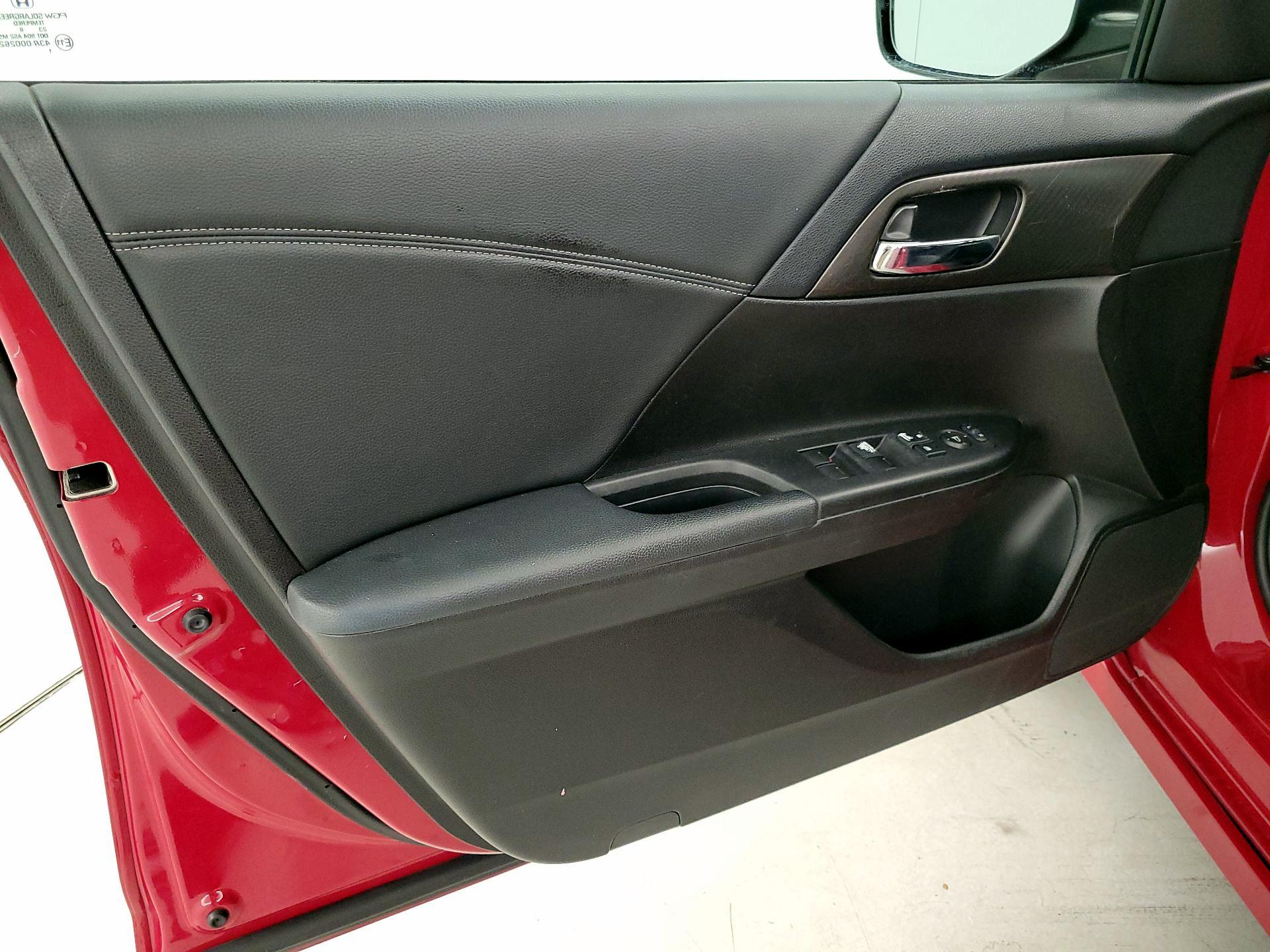 Thumbnail: 2016 Honda Accord - 12