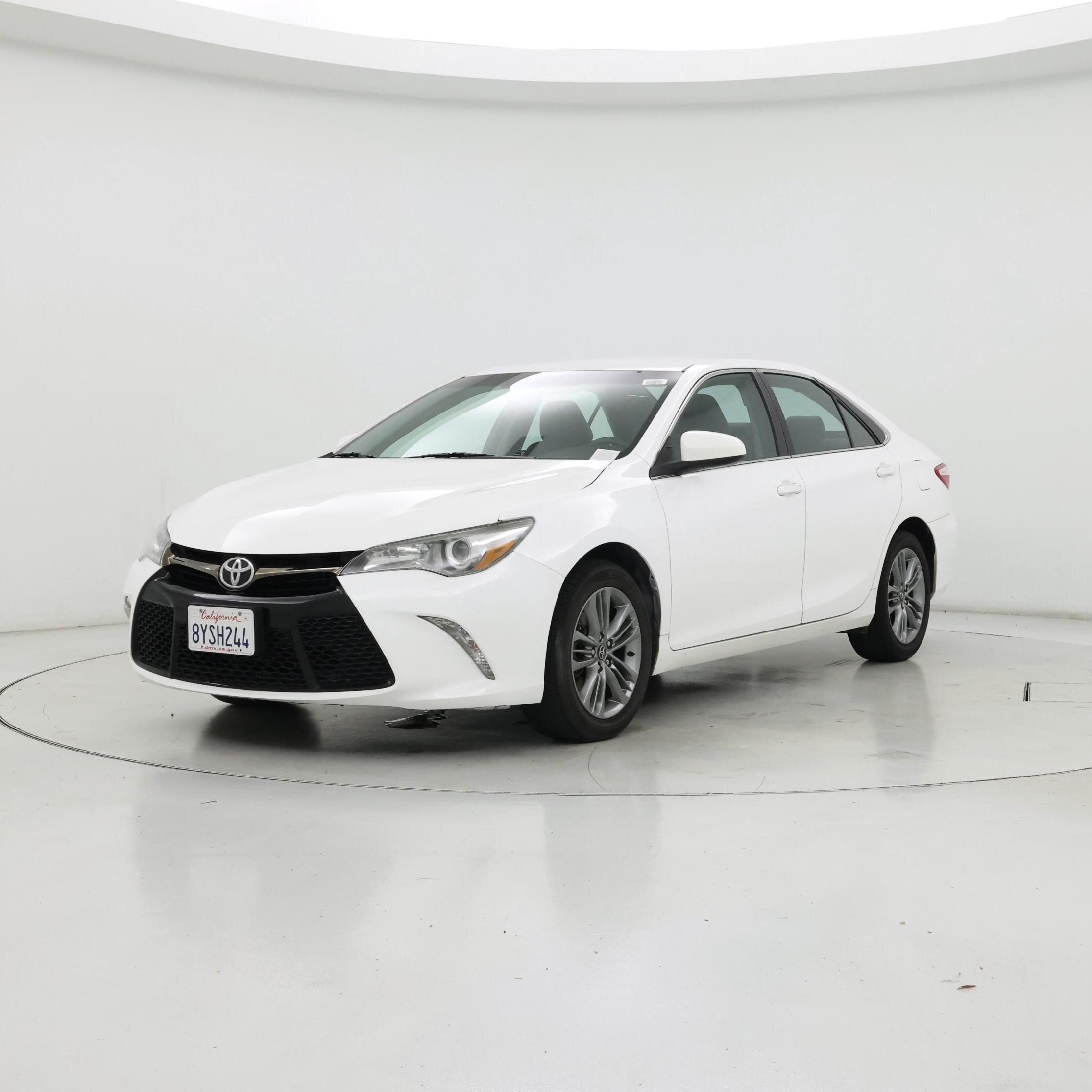 Thumbnail: 2017 Toyota Camry - 4