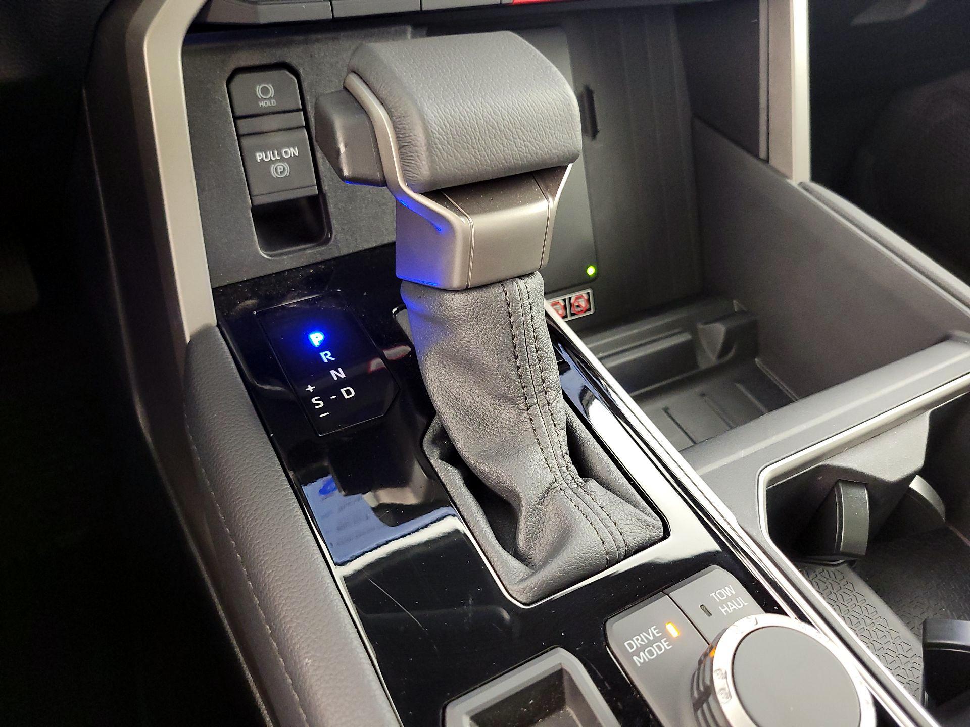 Thumbnail: 2025 Toyota Tundra - 18