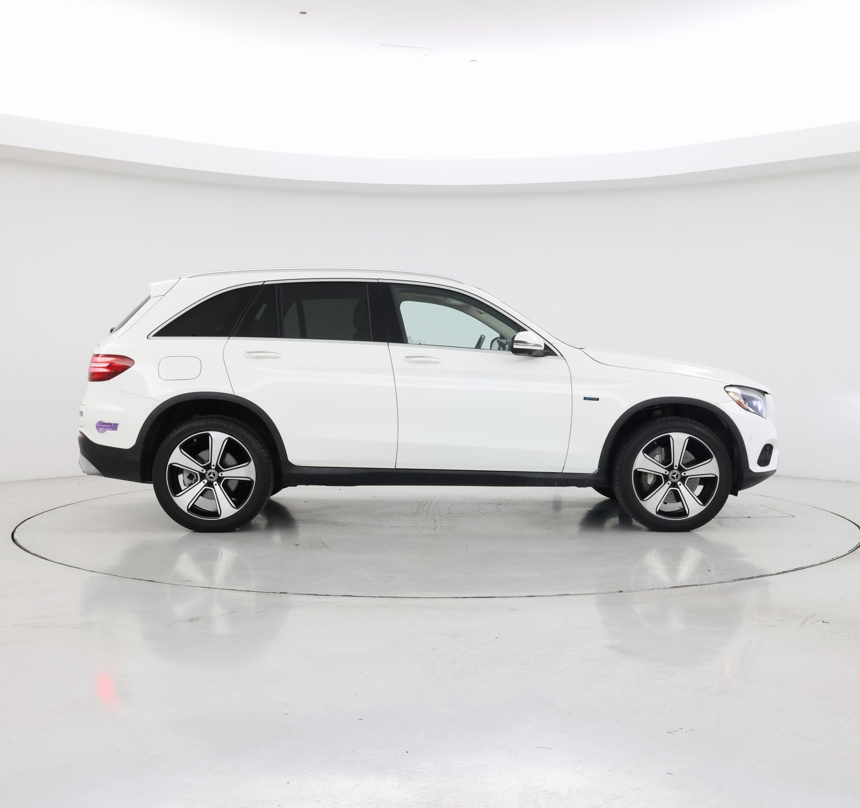 Thumbnail: 2019 Mercedes-Benz GLC - 7