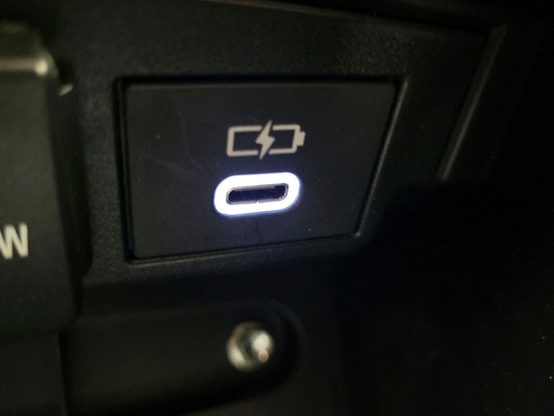 Thumbnail: 2024 Toyota Corolla - 18