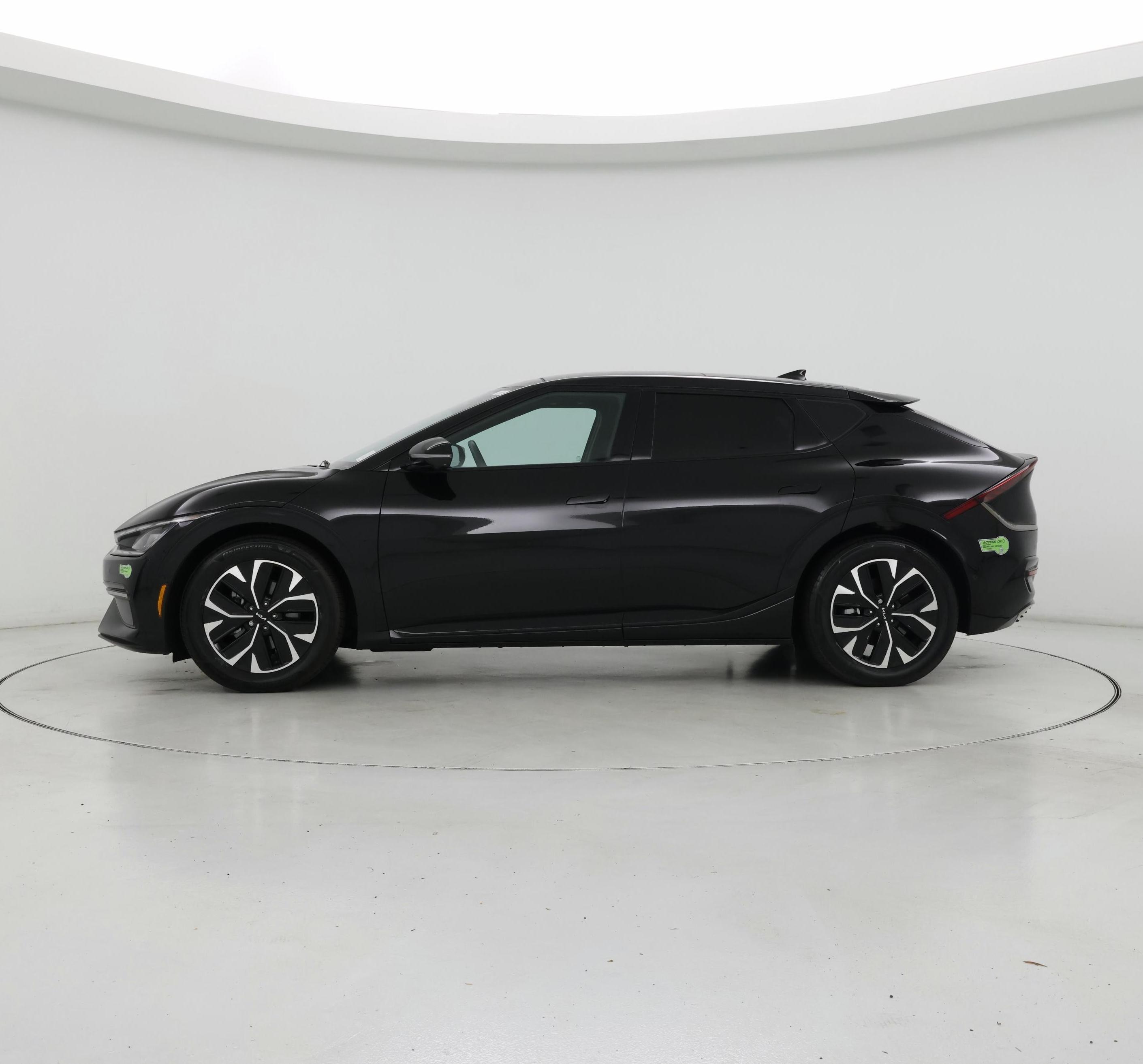 Thumbnail: 2023 Kia EV6 - 3