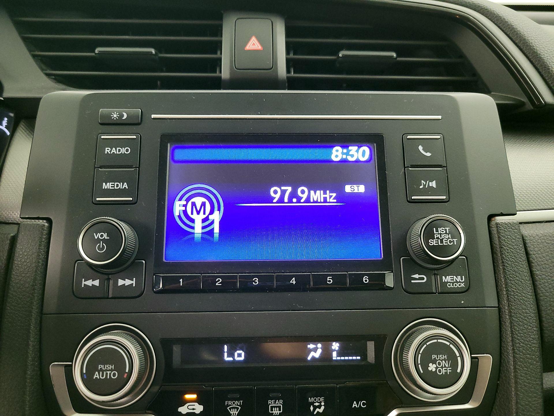 Thumbnail: 2016 Honda Civic - 15