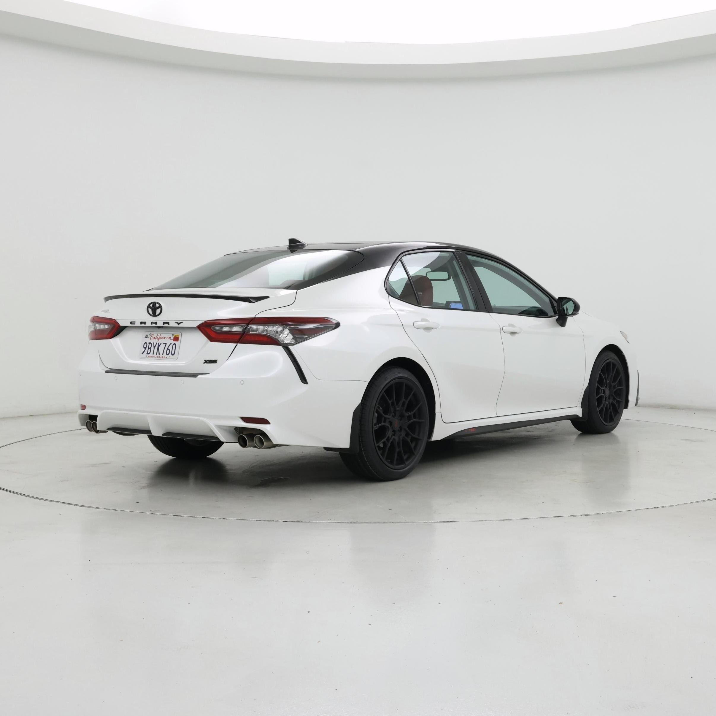 Thumbnail: 2022 Toyota Camry - 8
