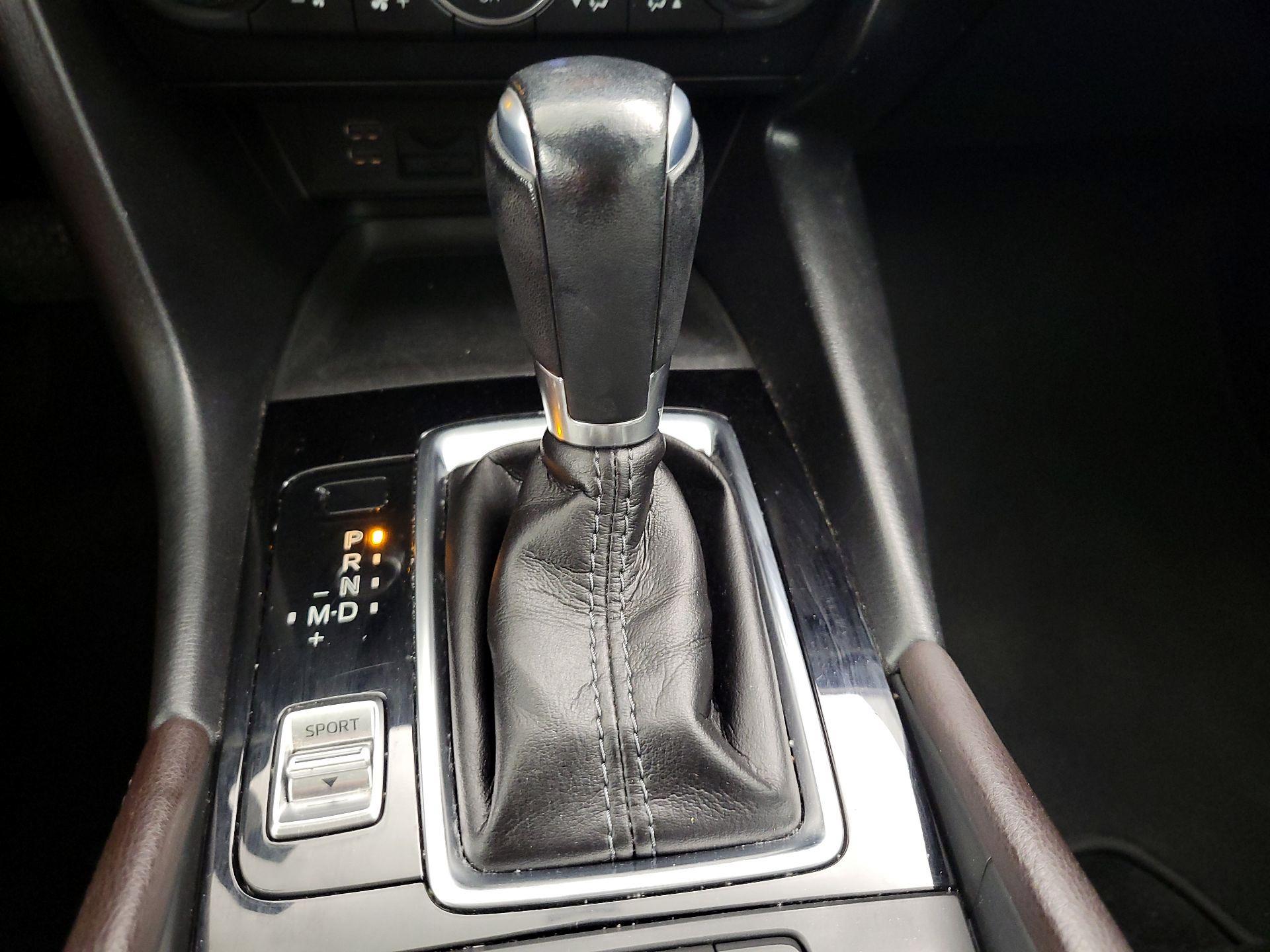 Thumbnail: 2018 Mazda Mazda3 - 17