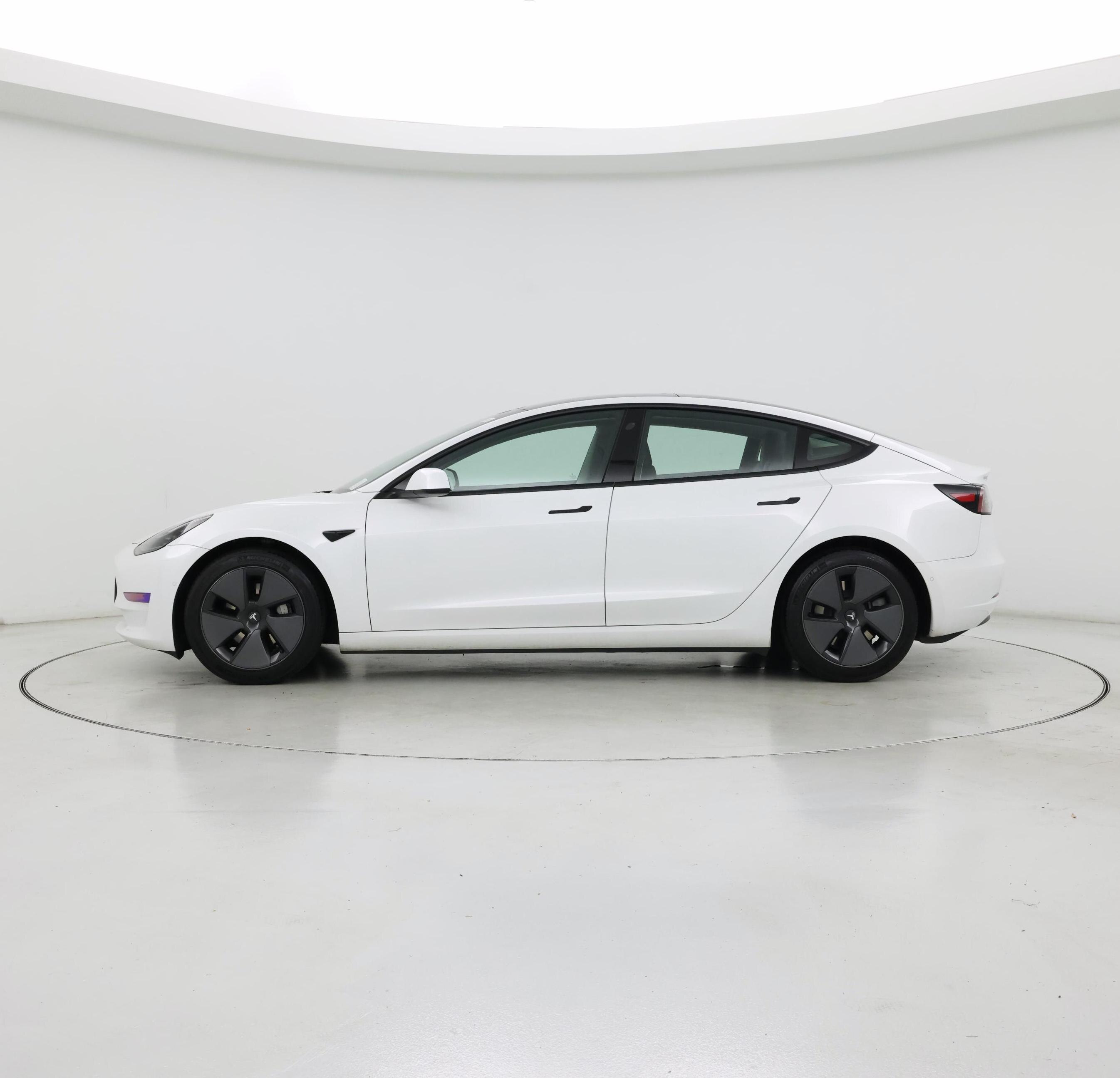Thumbnail: 2021 Tesla Model 3 - 3