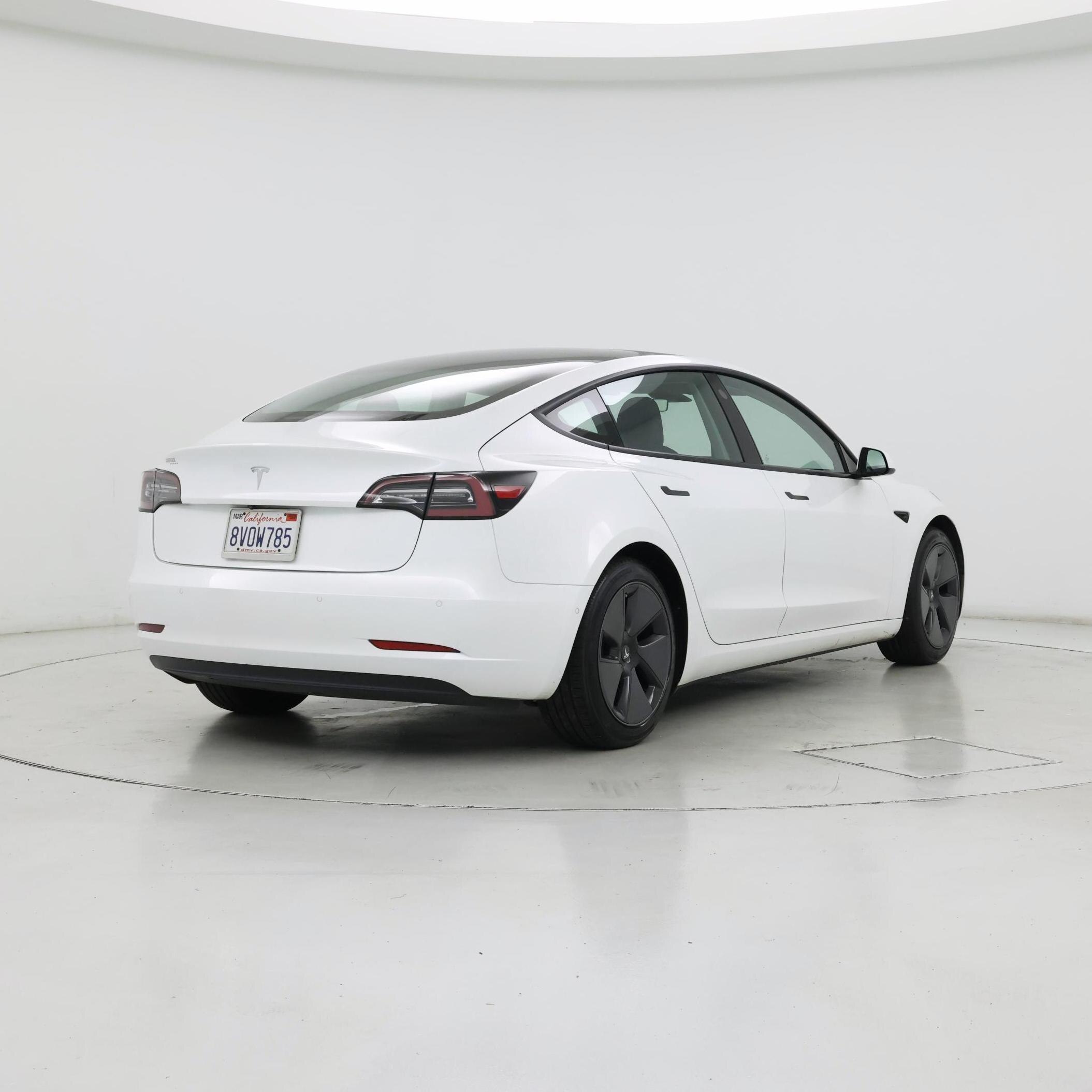 Thumbnail: 2021 Tesla Model 3 - 8