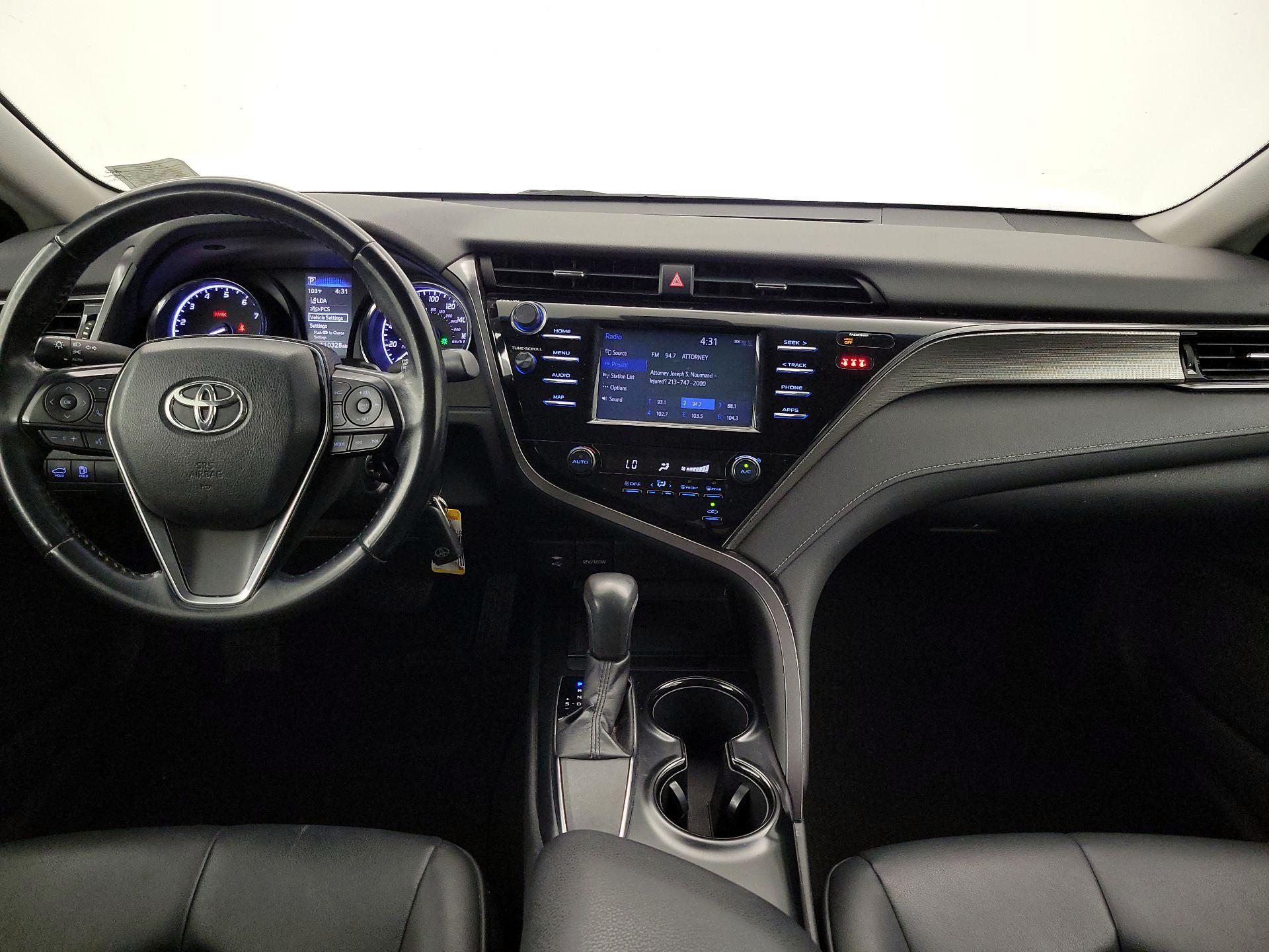Thumbnail: 2019 Toyota Camry - 9