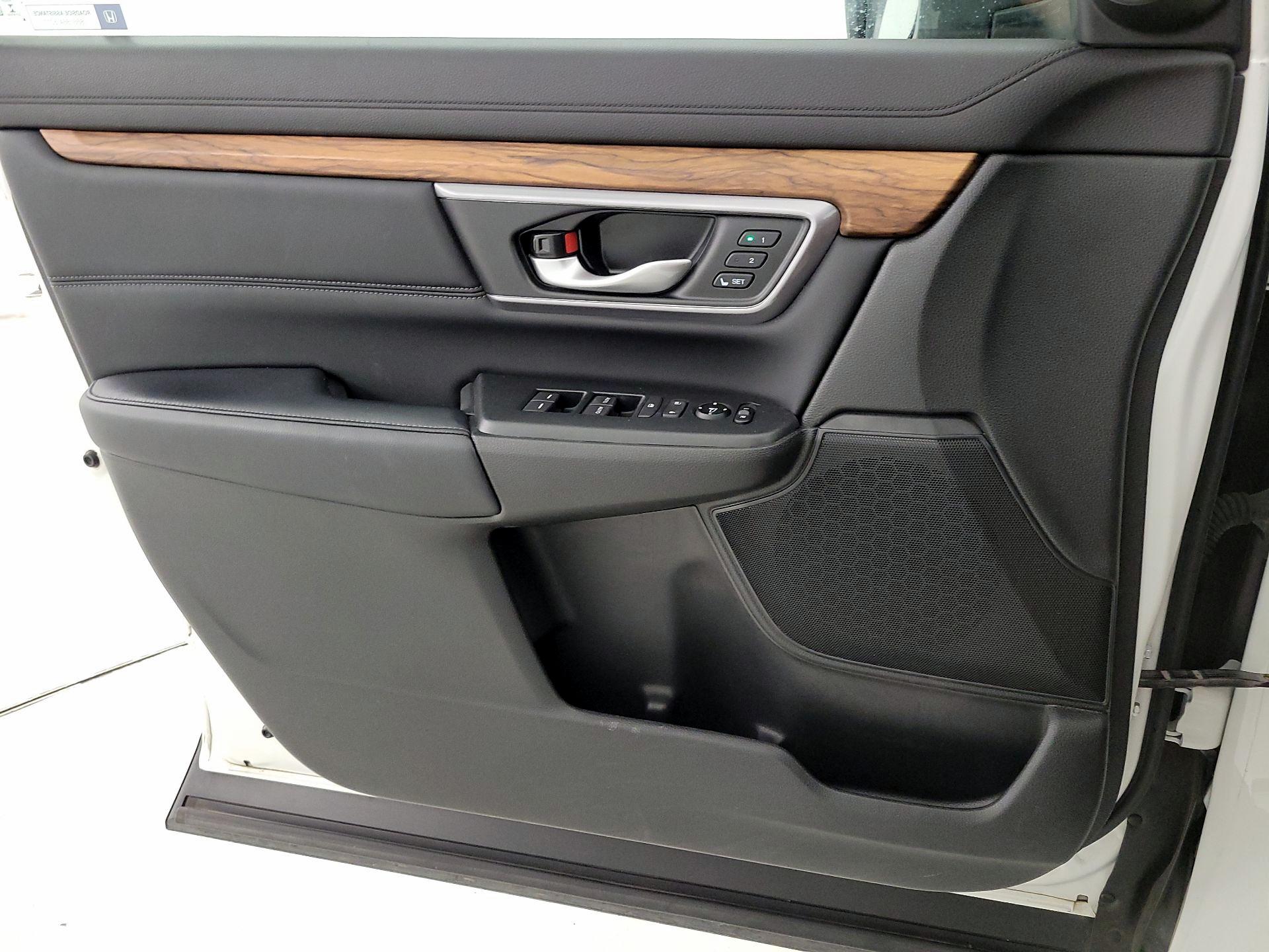 Thumbnail: 2017 Honda CR-V - 12