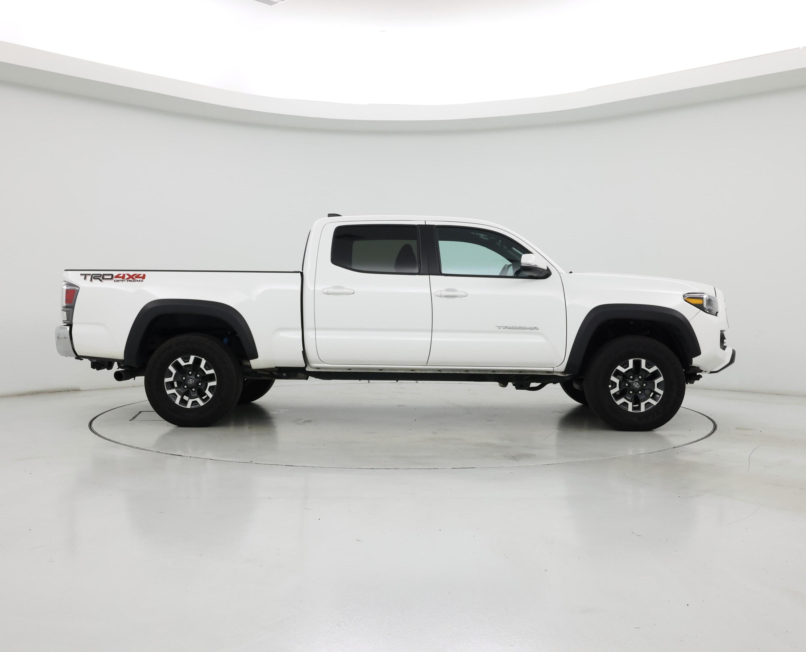 Thumbnail: 2023 Toyota Tacoma - 7