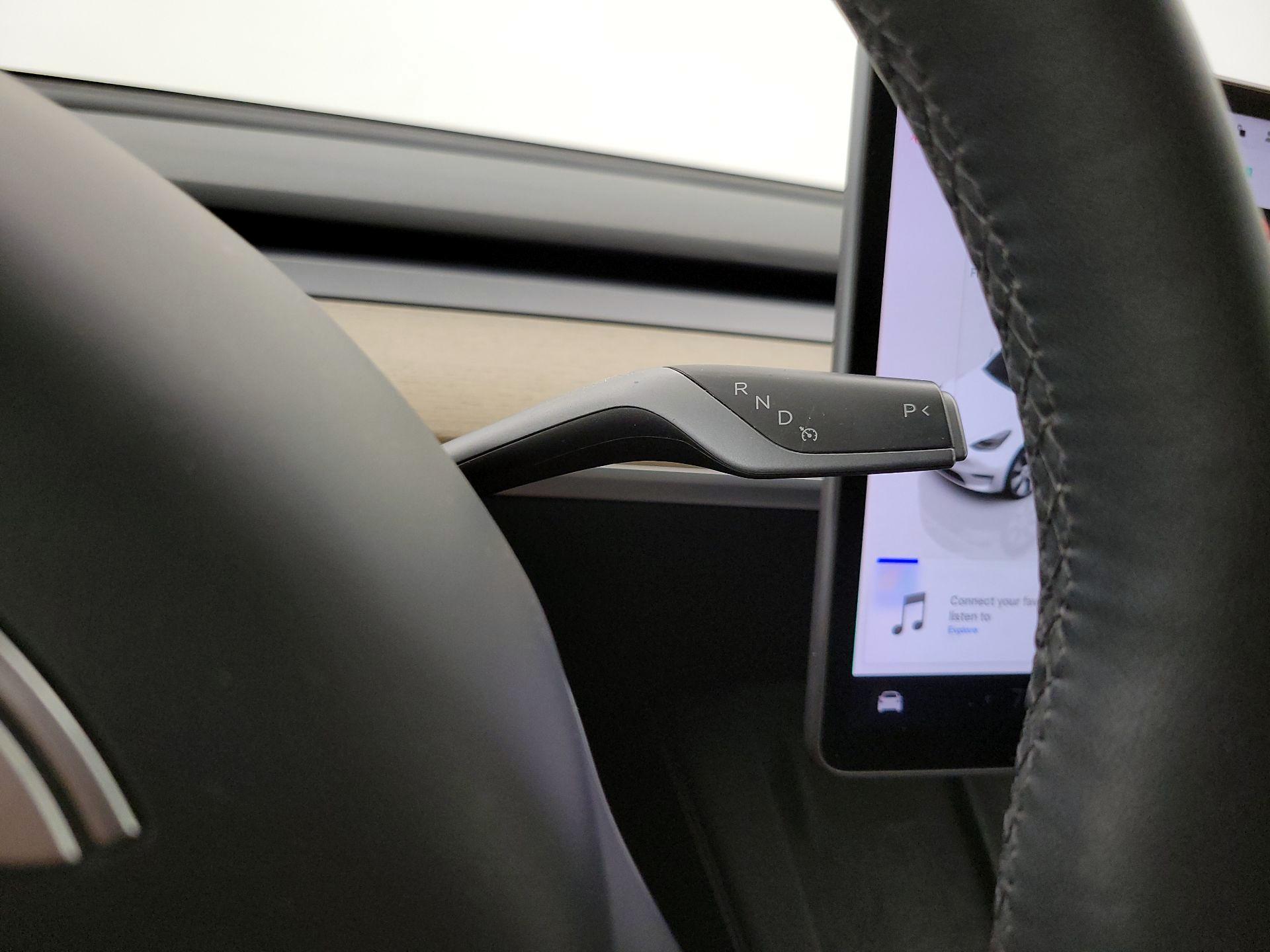 Thumbnail: 2023 Tesla Model Y - 17