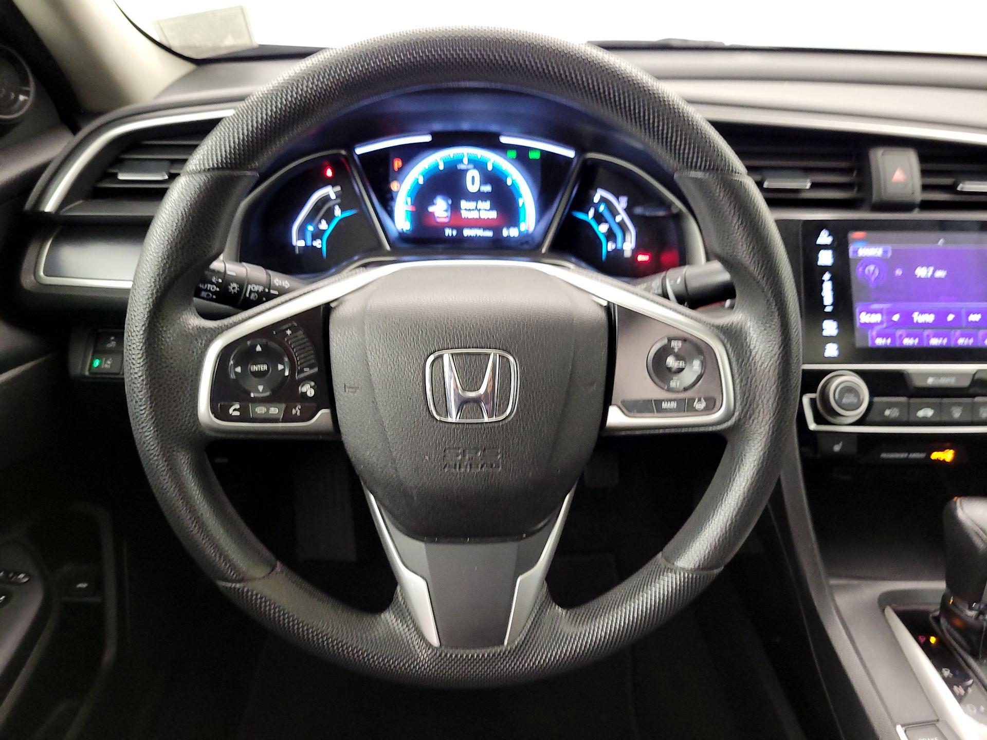 Thumbnail: 2017 Honda Civic - 10