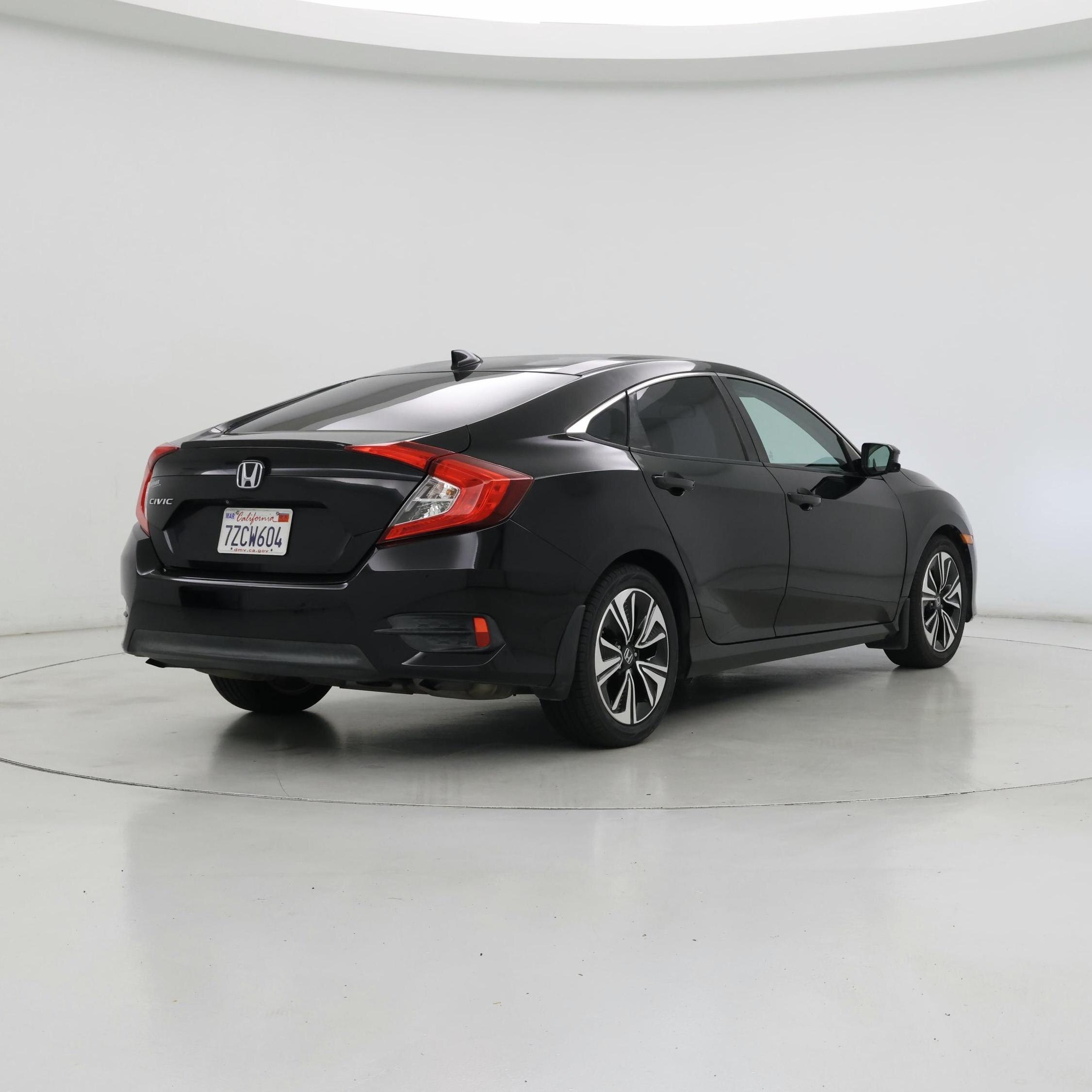 Thumbnail: 2017 Honda Civic - 8