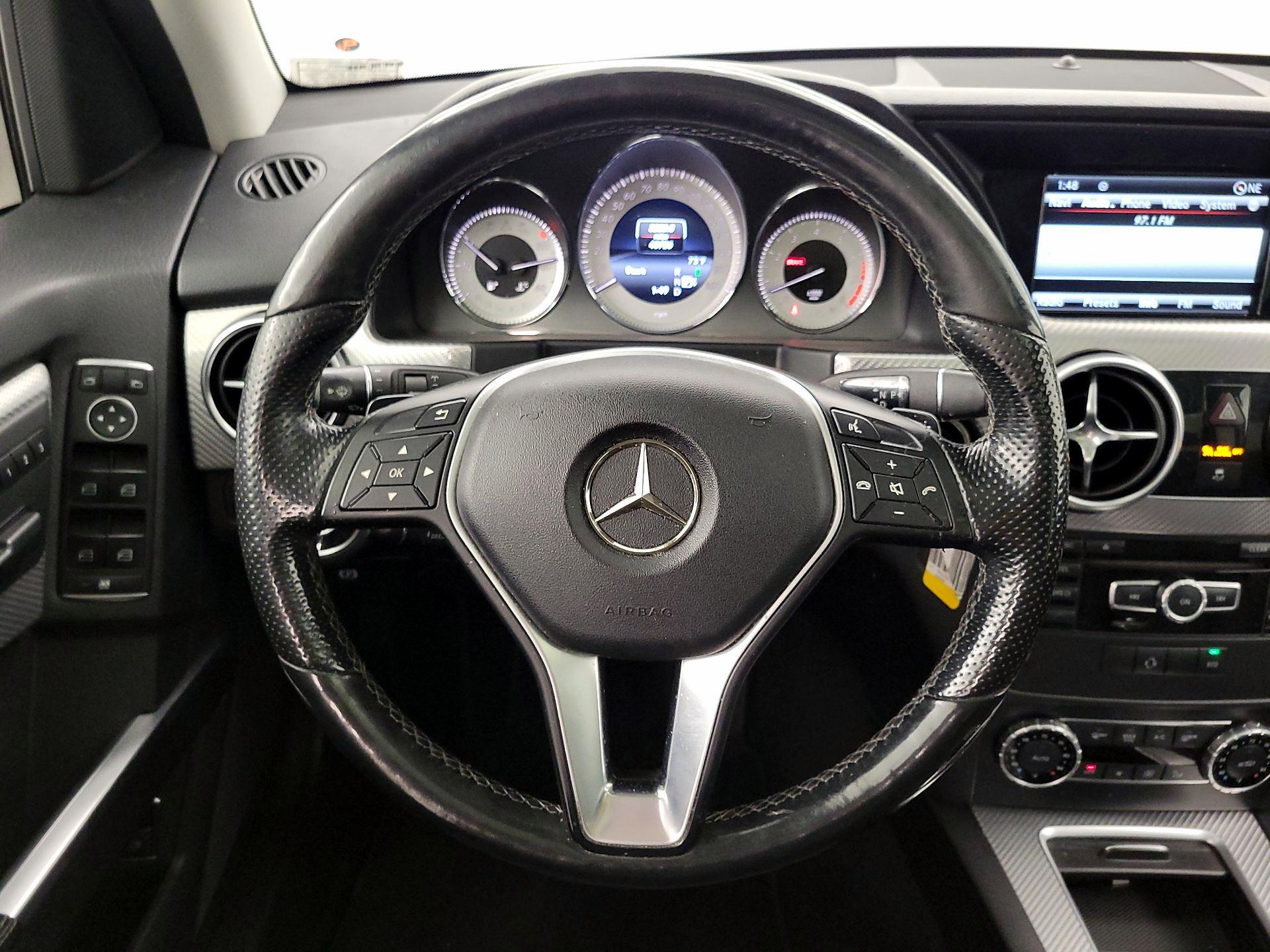 Thumbnail: 2015 Mercedes-Benz GLK - 10