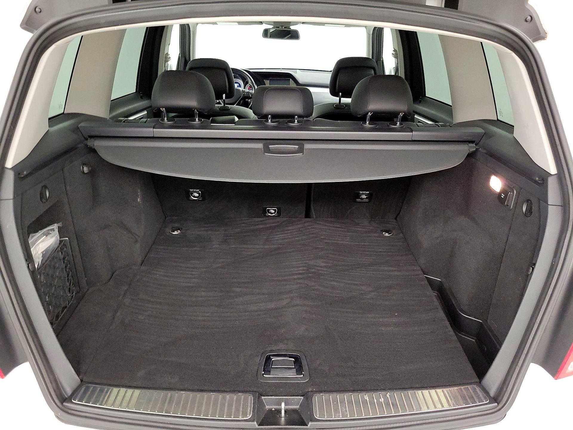 Thumbnail: 2015 Mercedes-Benz GLK - 20