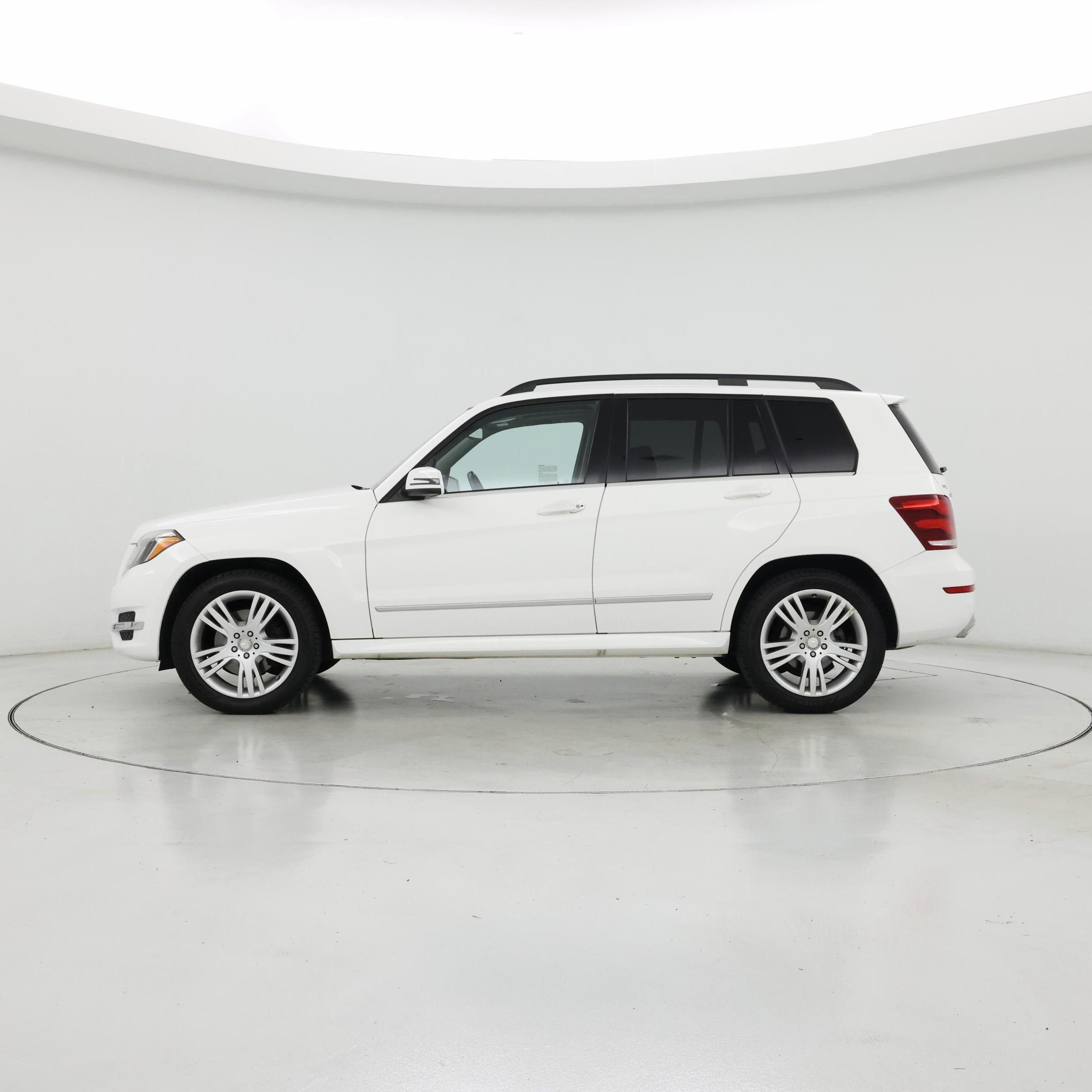 Thumbnail: 2015 Mercedes-Benz GLK - 3