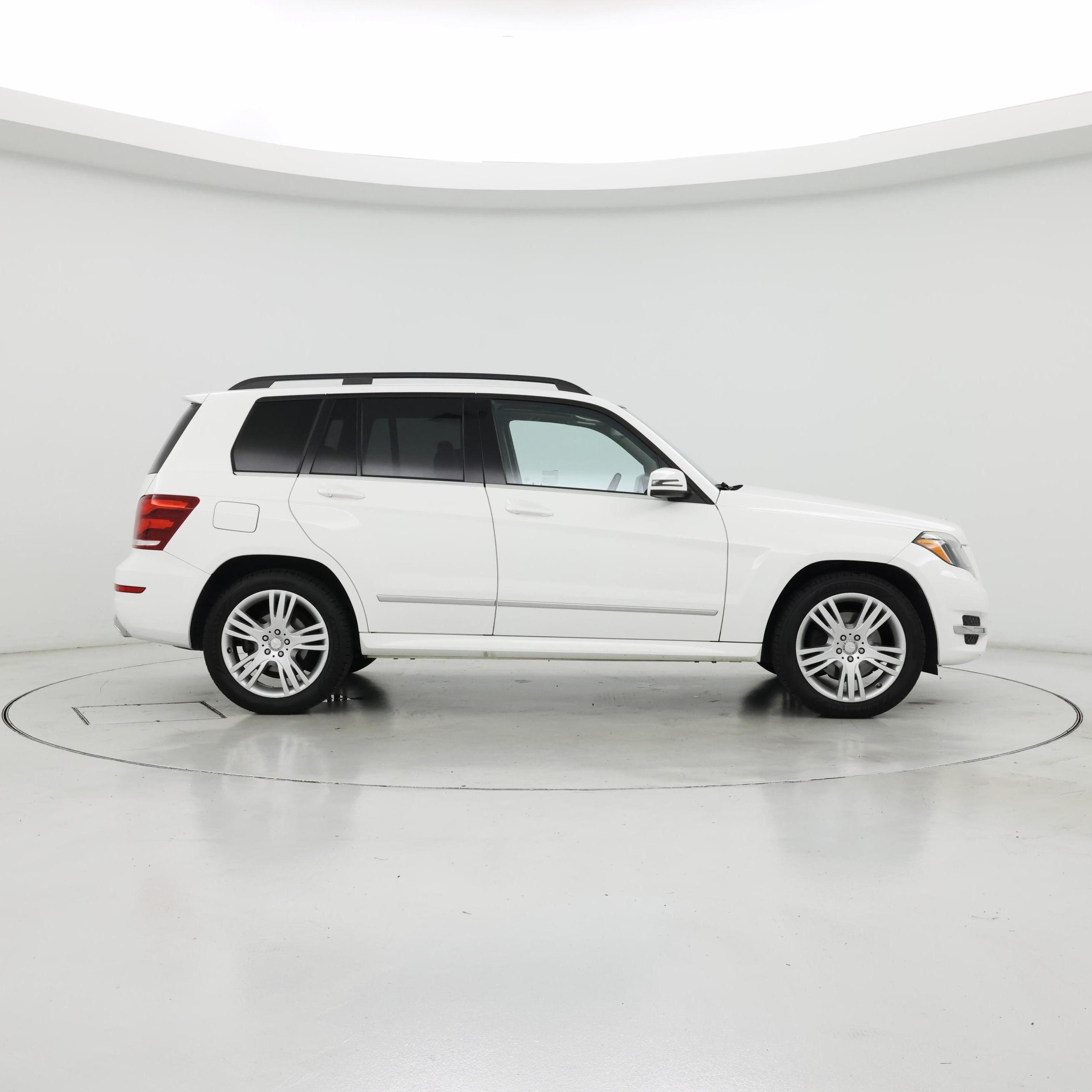 Thumbnail: 2015 Mercedes-Benz GLK - 7