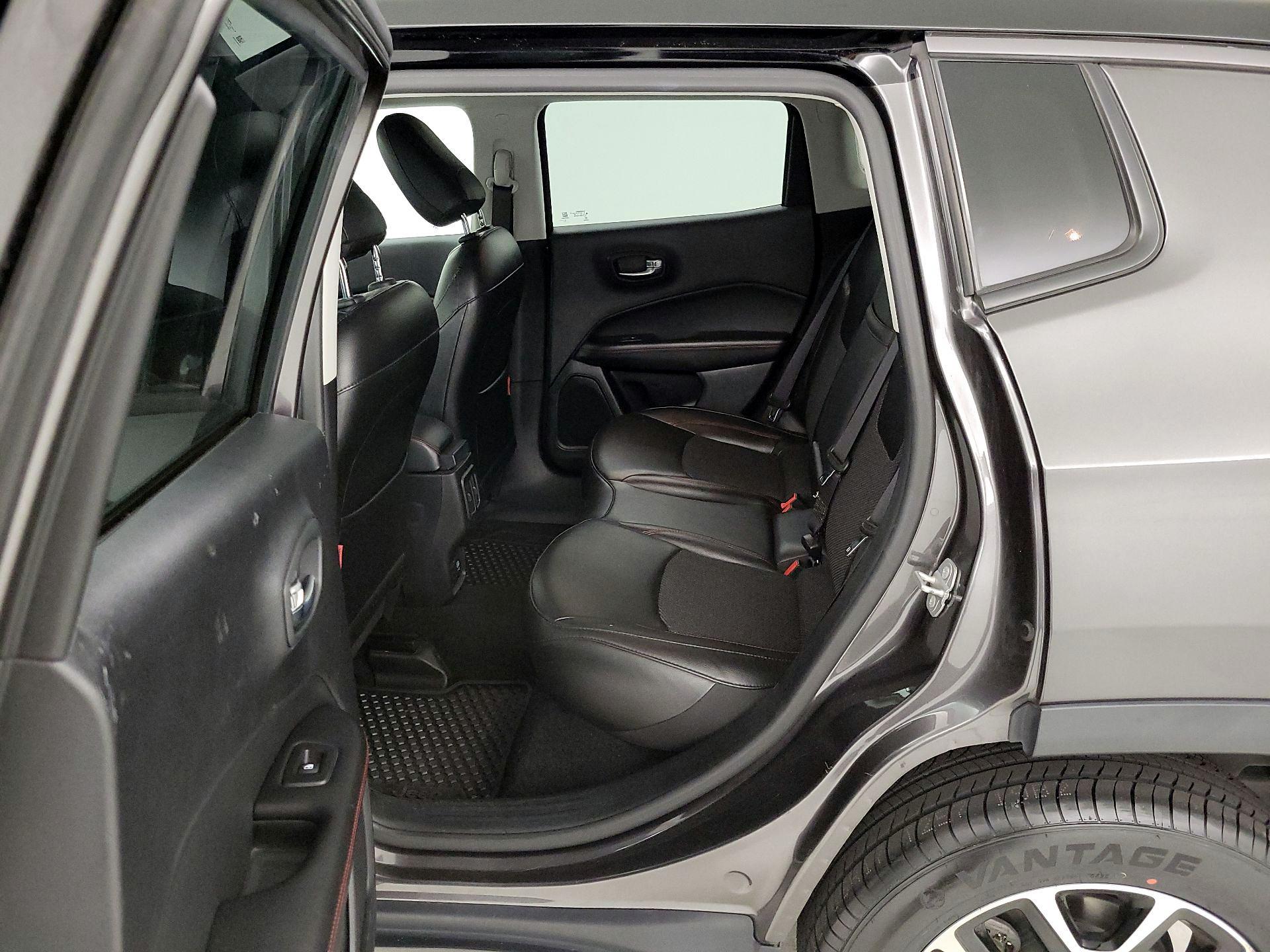 Thumbnail: 2020 Jeep Compass - 19