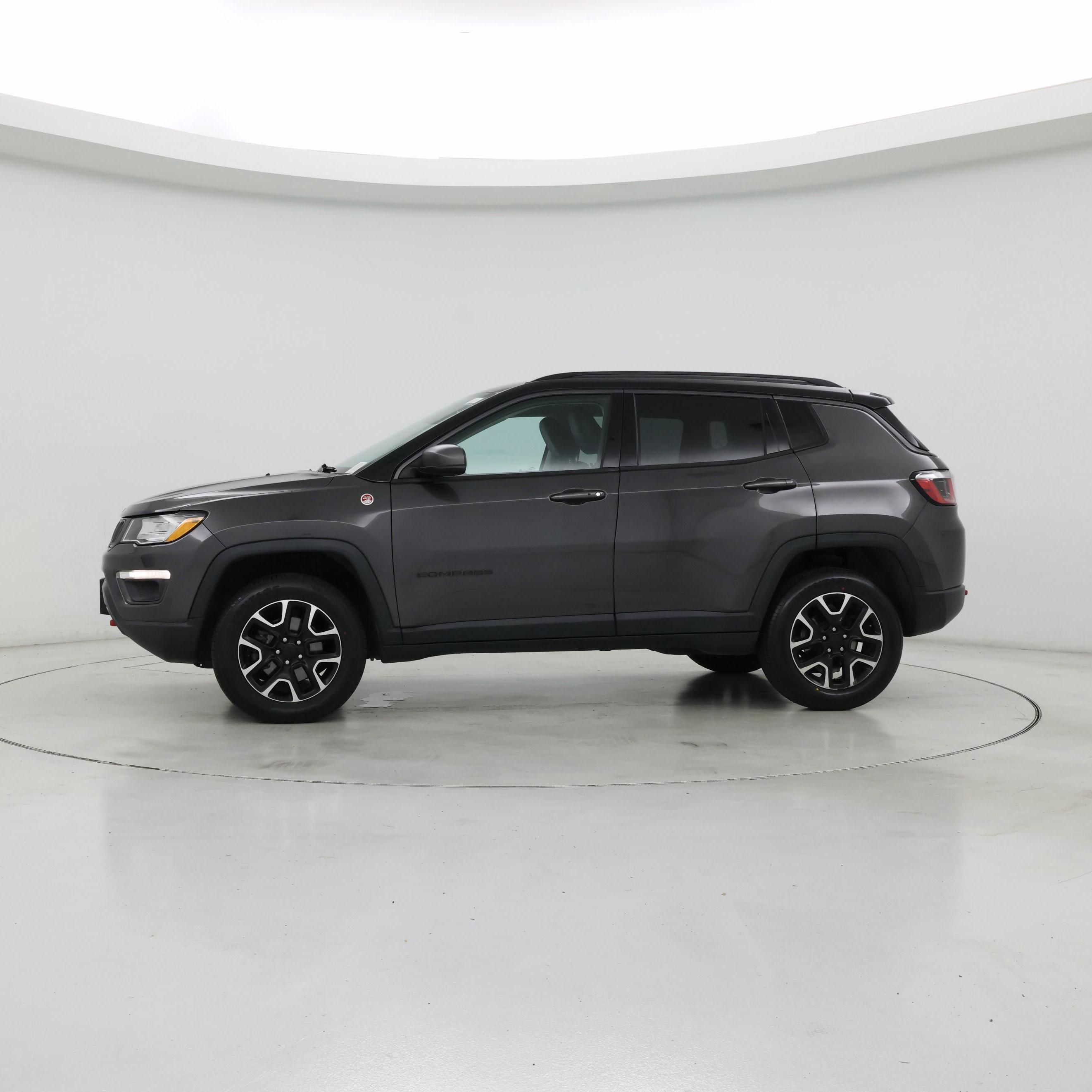 Thumbnail: 2020 Jeep Compass - 3