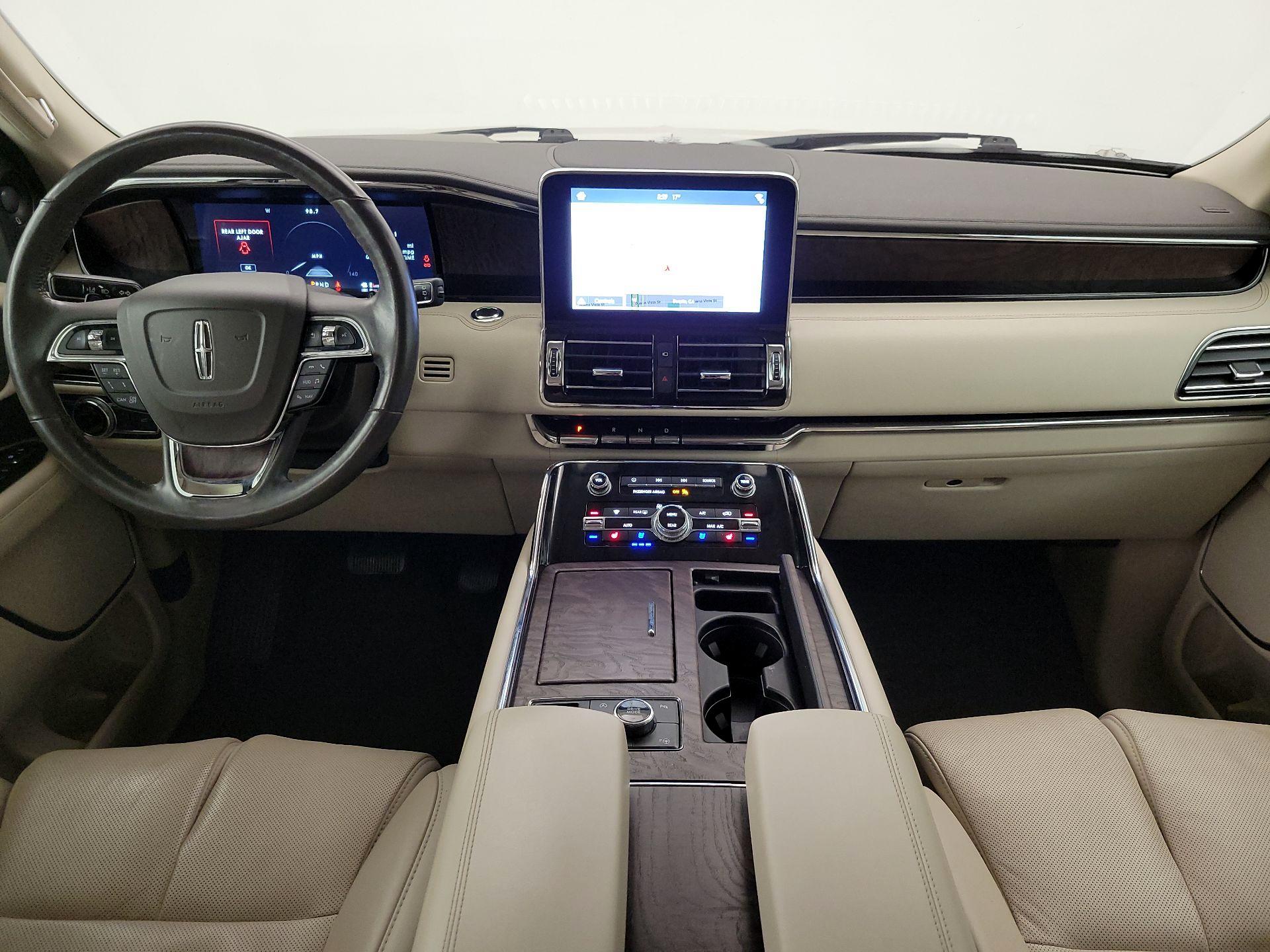 Thumbnail: 2019 Lincoln Navigator - 9