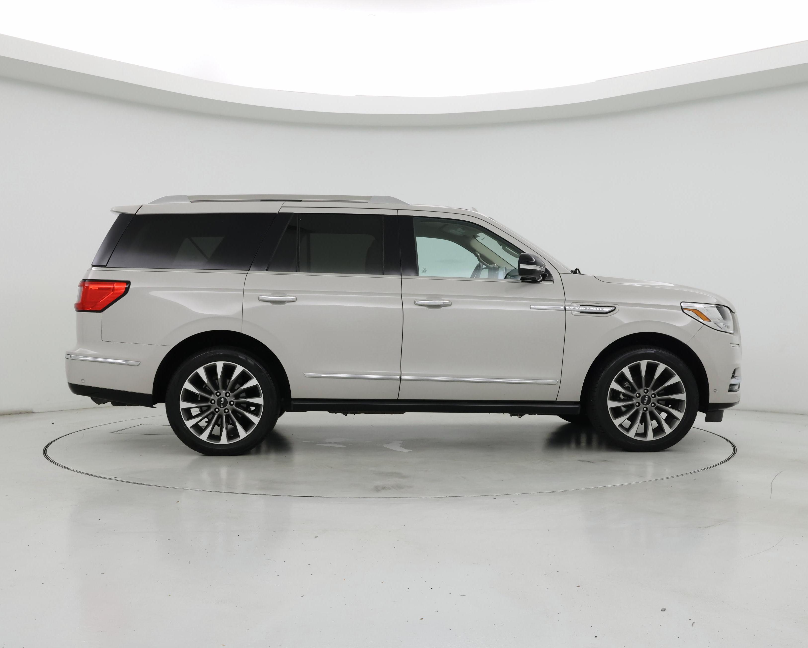 Thumbnail: 2019 Lincoln Navigator - 7