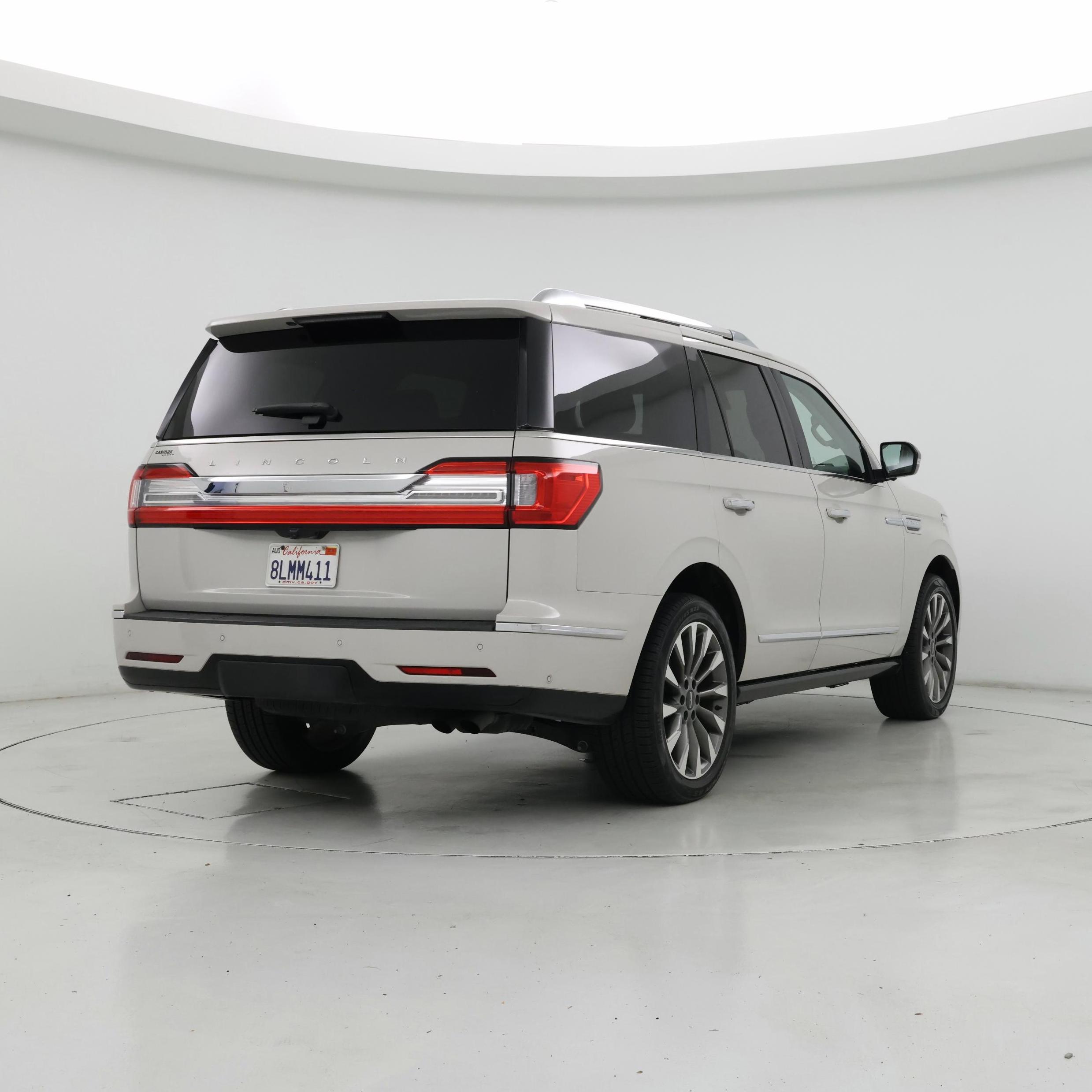 Thumbnail: 2019 Lincoln Navigator - 8