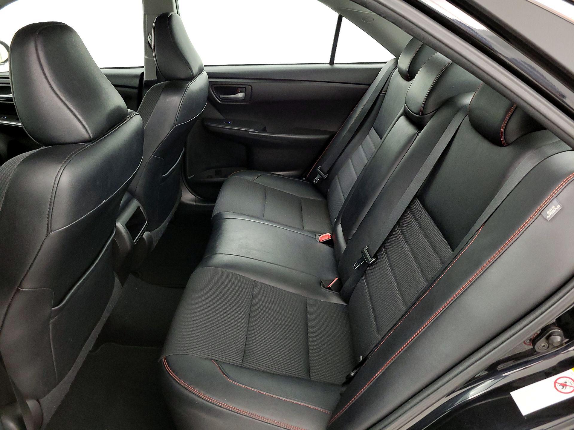 Thumbnail: 2016 Toyota Camry - 19