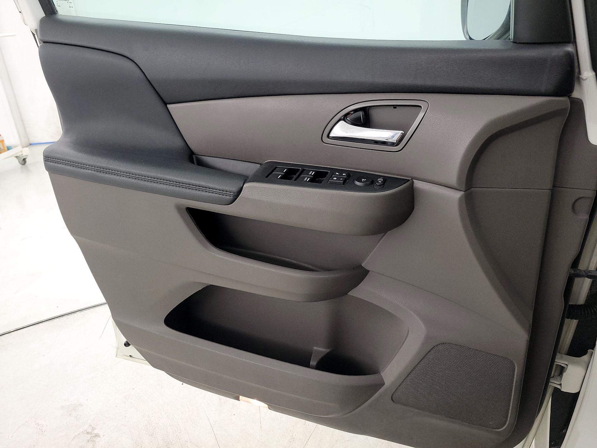 Thumbnail: 2016 Honda Odyssey - 12