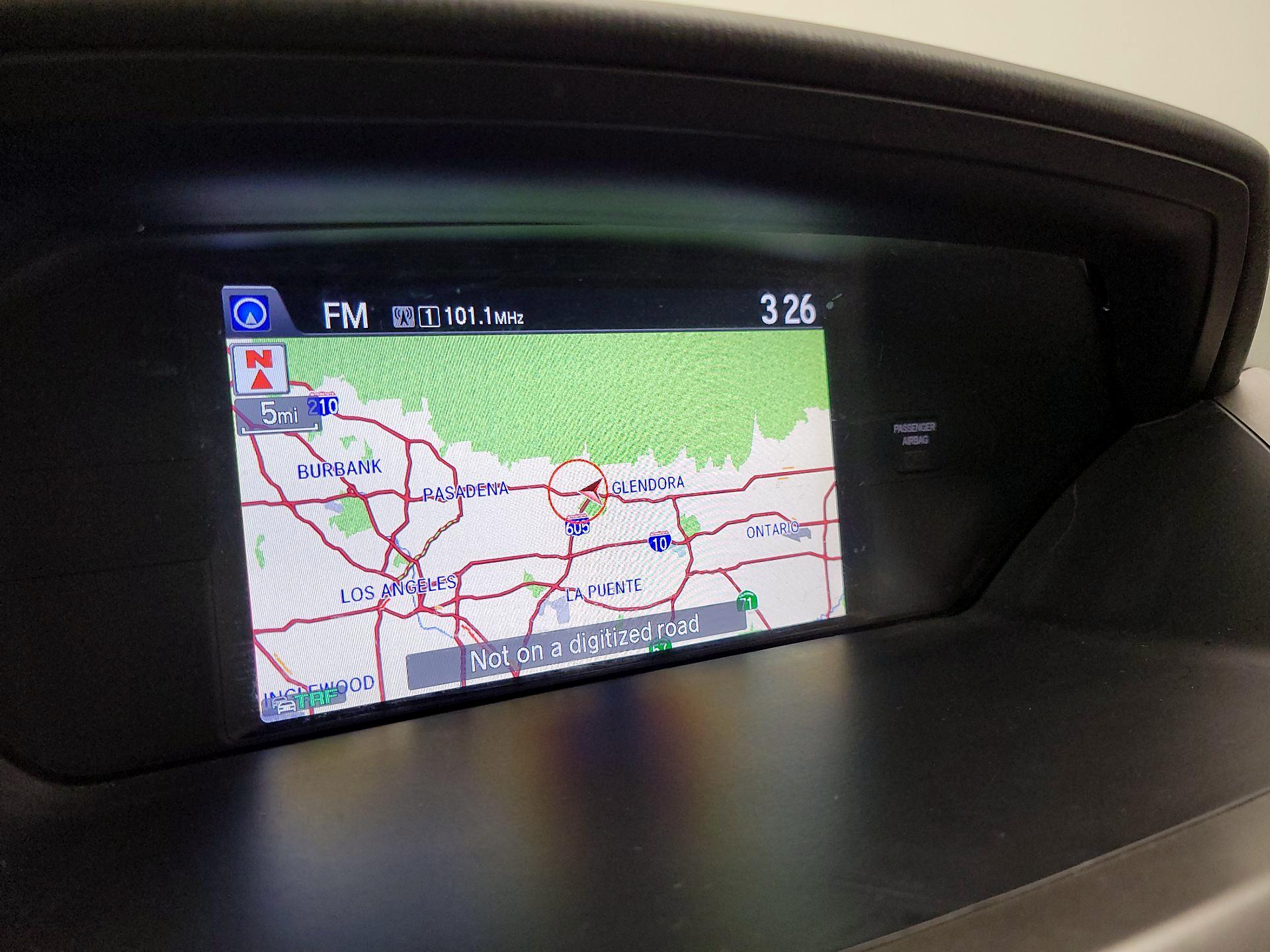Thumbnail: 2016 Honda Odyssey - 14