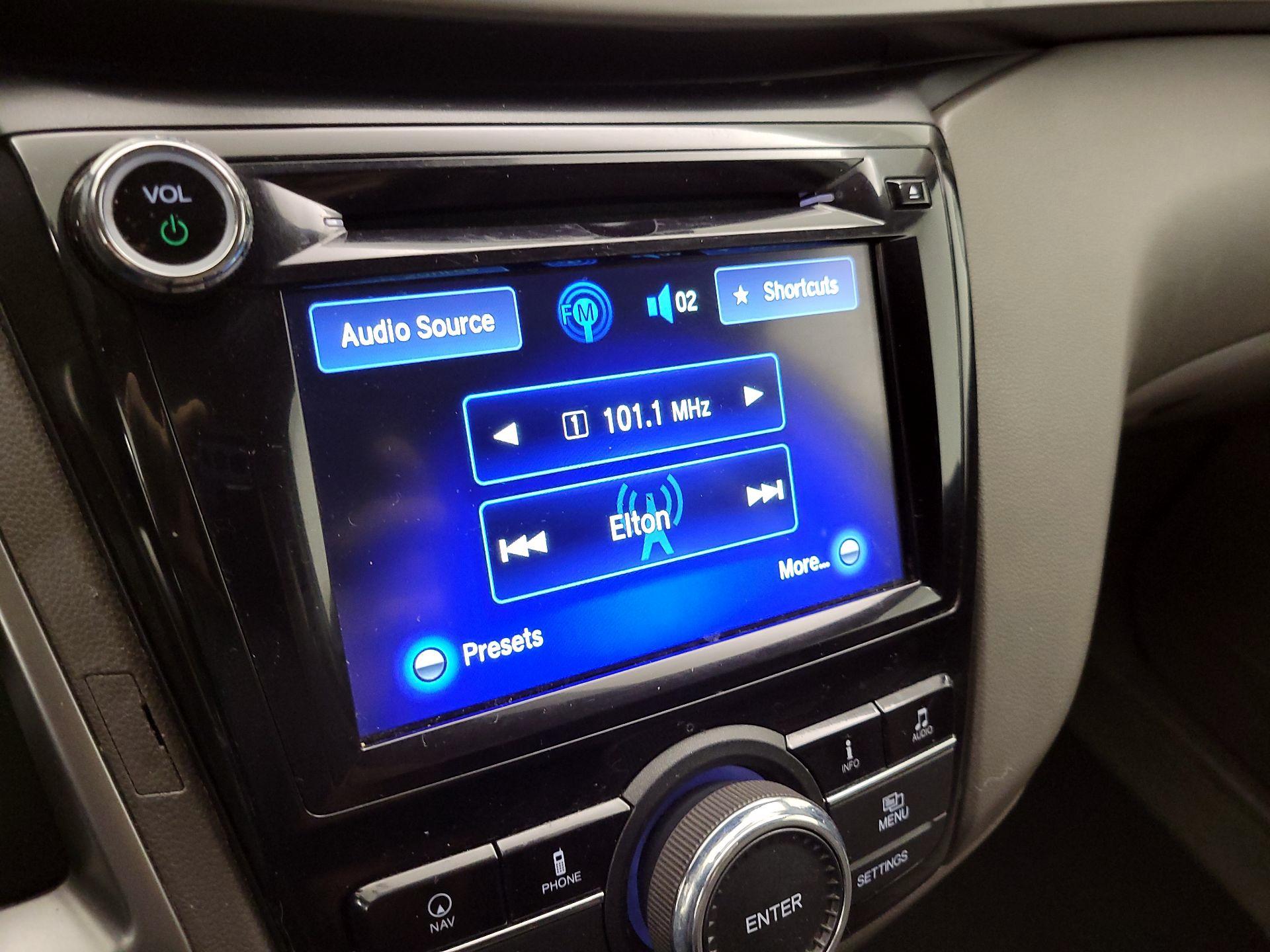 Thumbnail: 2016 Honda Odyssey - 16
