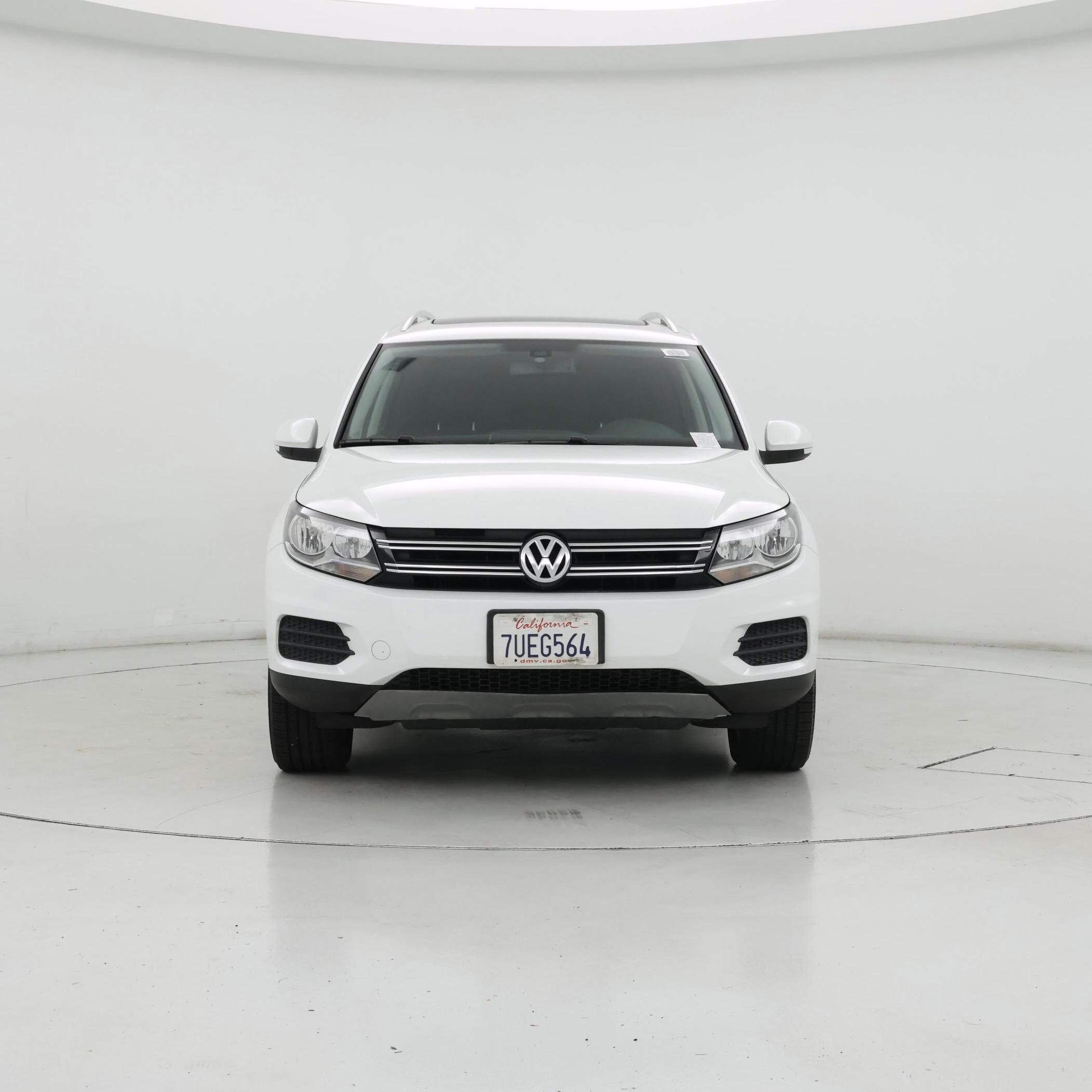 Thumbnail: 2017 Volkswagen Tiguan - 5