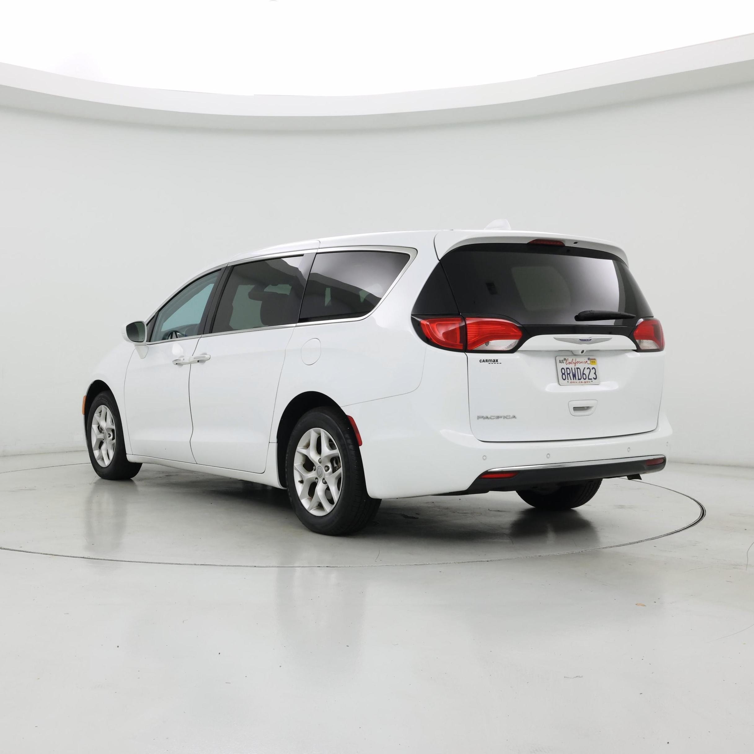 Thumbnail: 2020 Chrysler Pacifica - 2