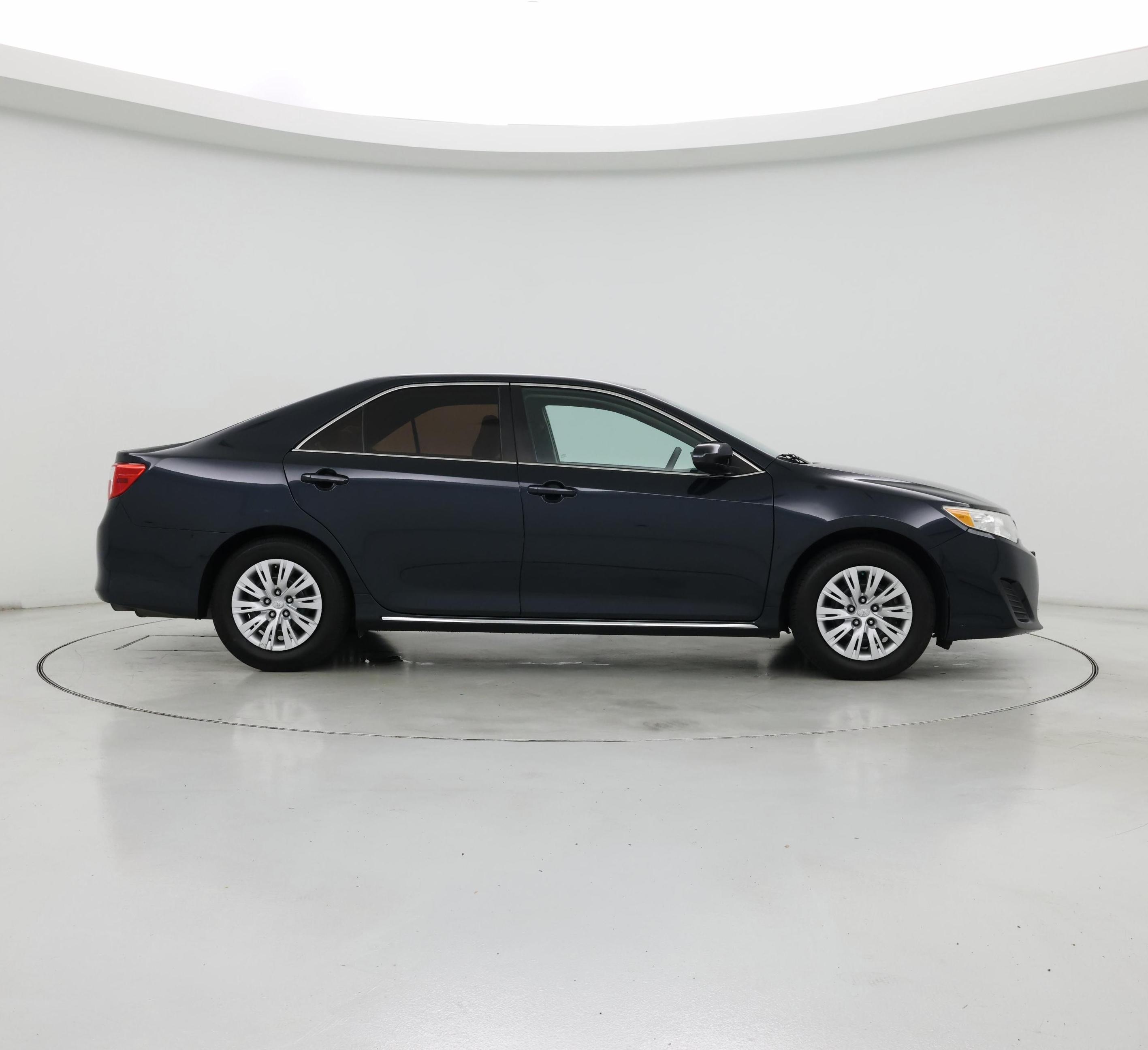 Thumbnail: 2014 Toyota Camry - 7