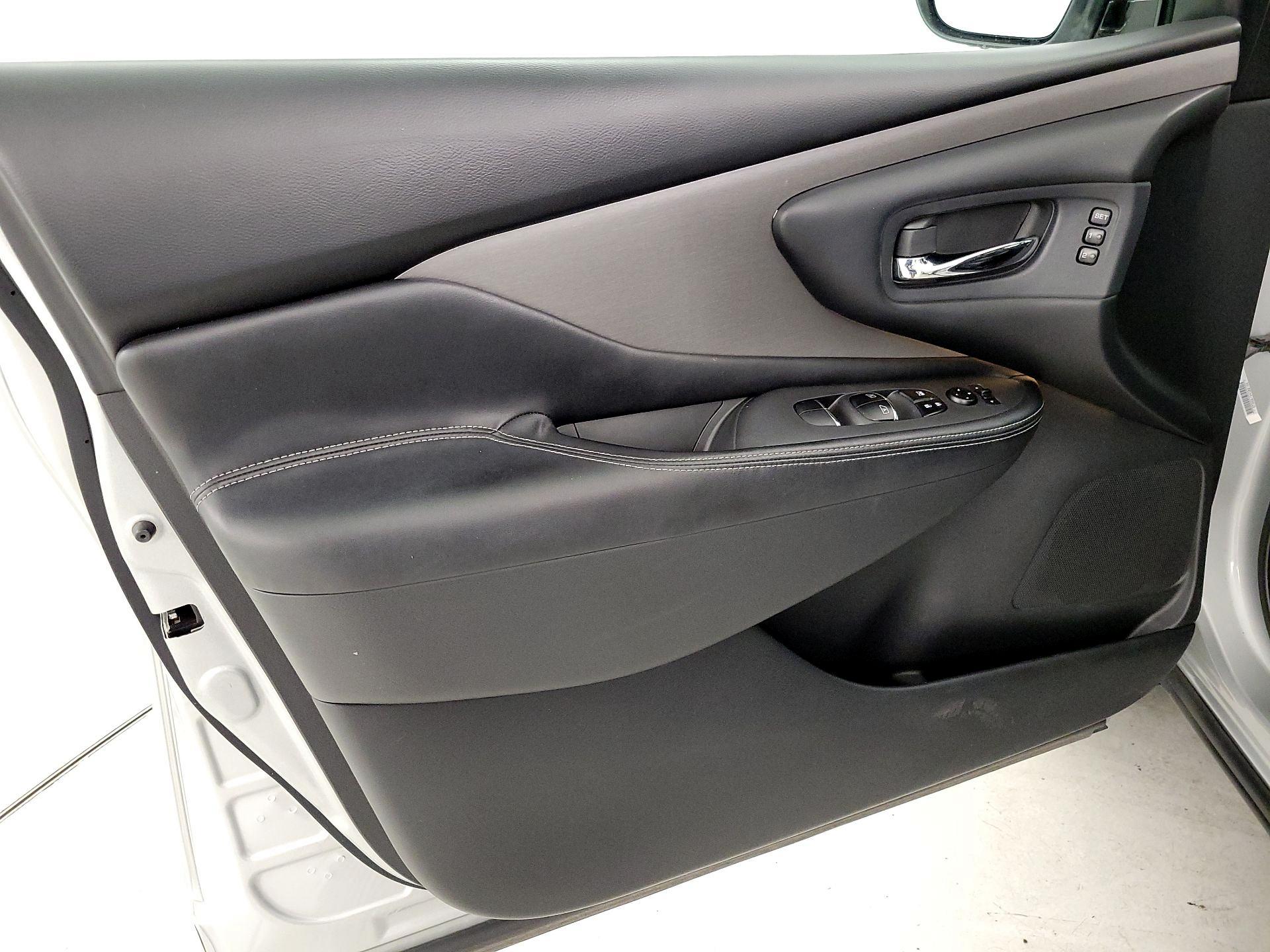 Thumbnail: 2019 Nissan Murano - 12