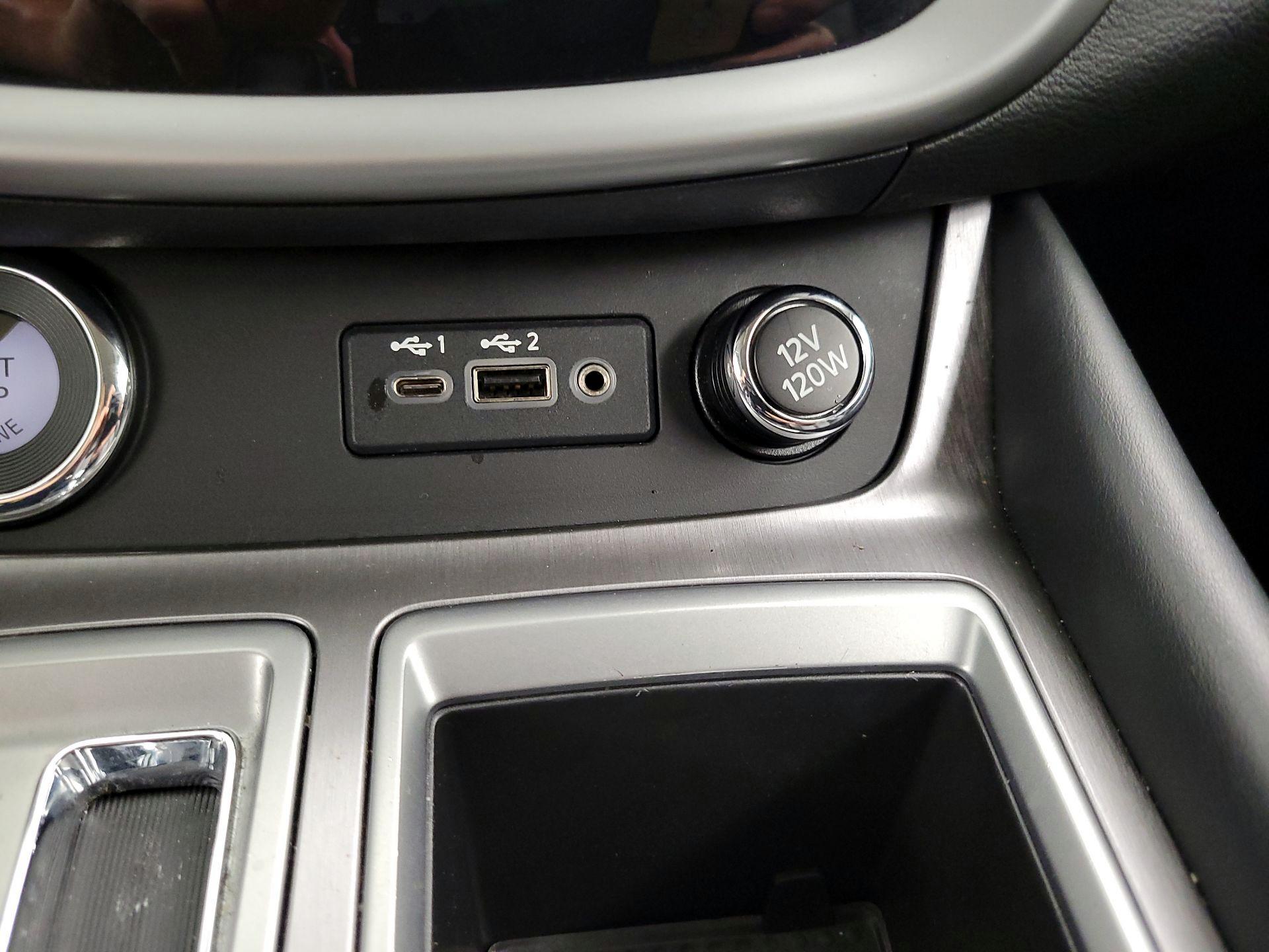 Thumbnail: 2019 Nissan Murano - 19