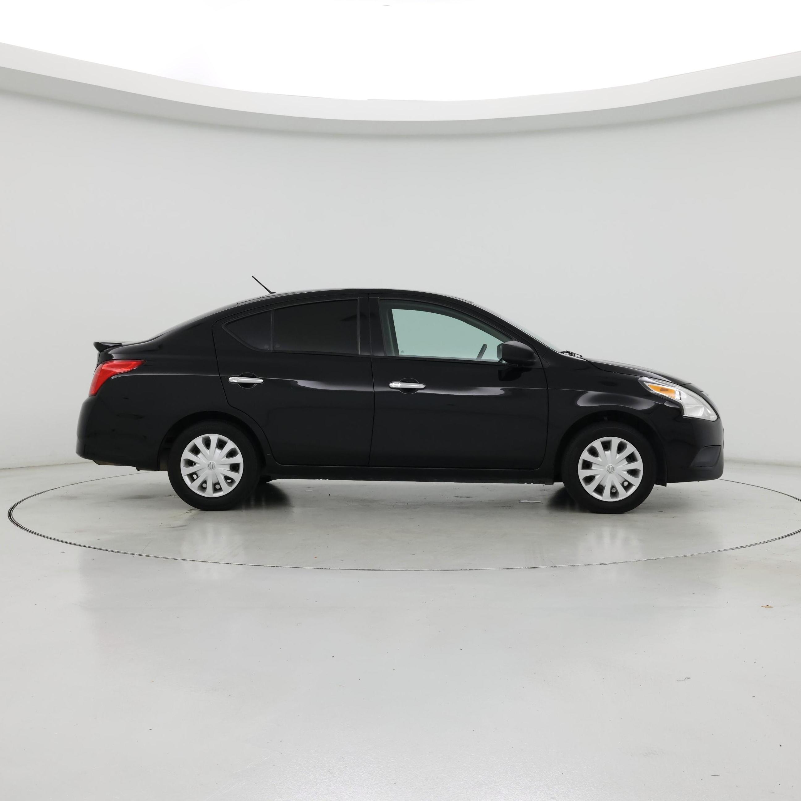 Thumbnail: 2019 Nissan Versa - 7