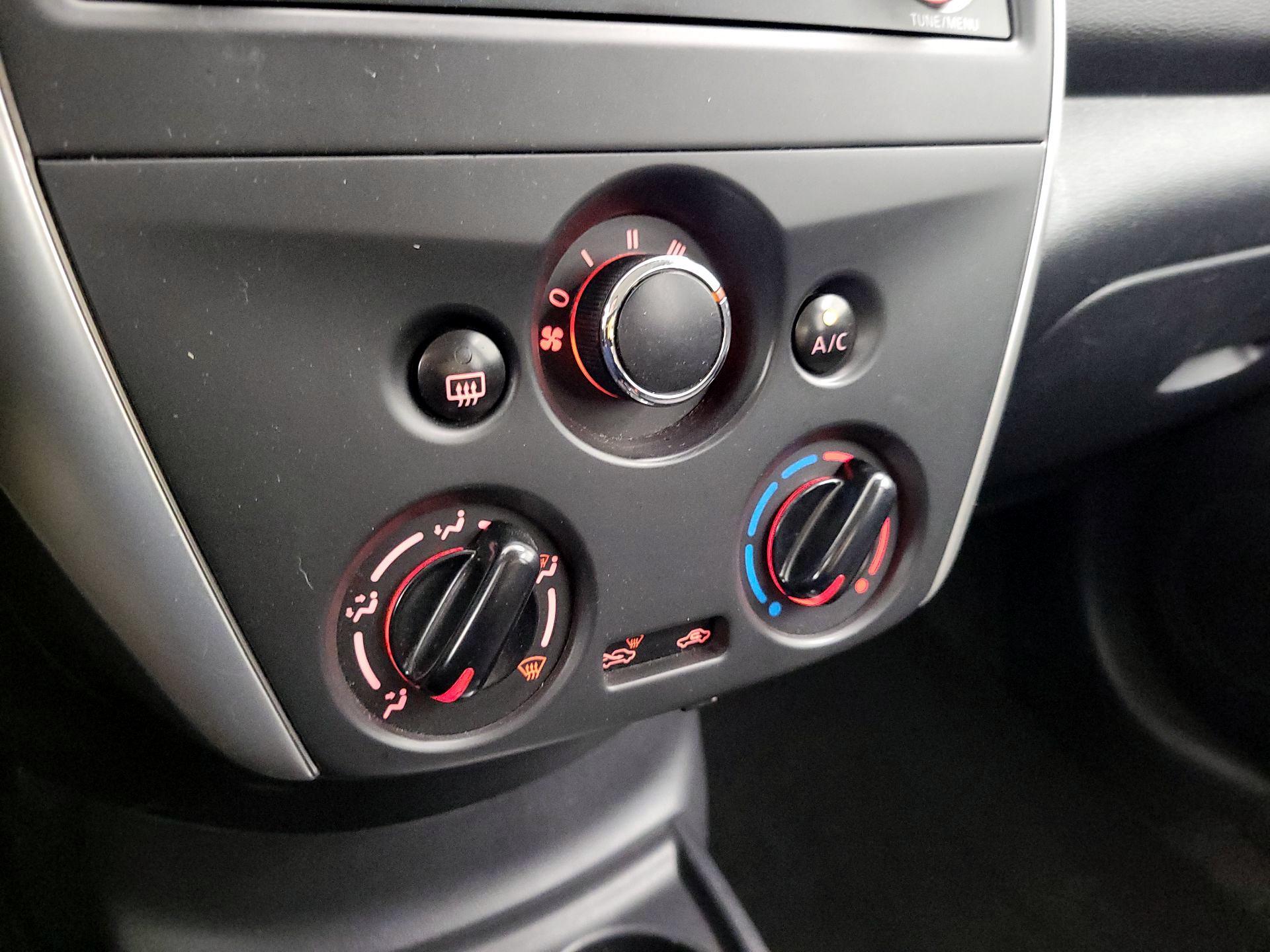 Thumbnail: 2016 Nissan Versa - 15