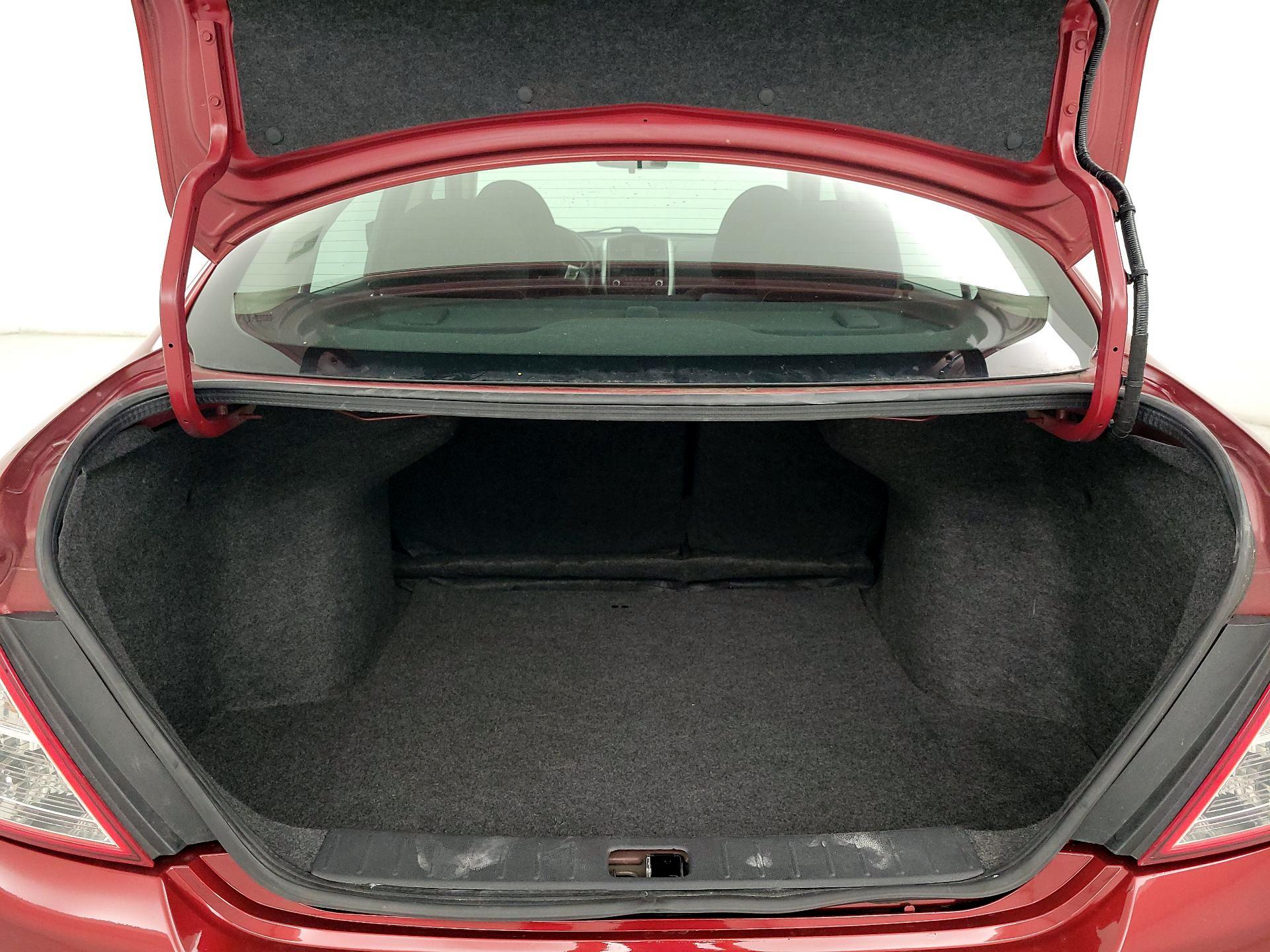 Thumbnail: 2016 Nissan Versa - 19